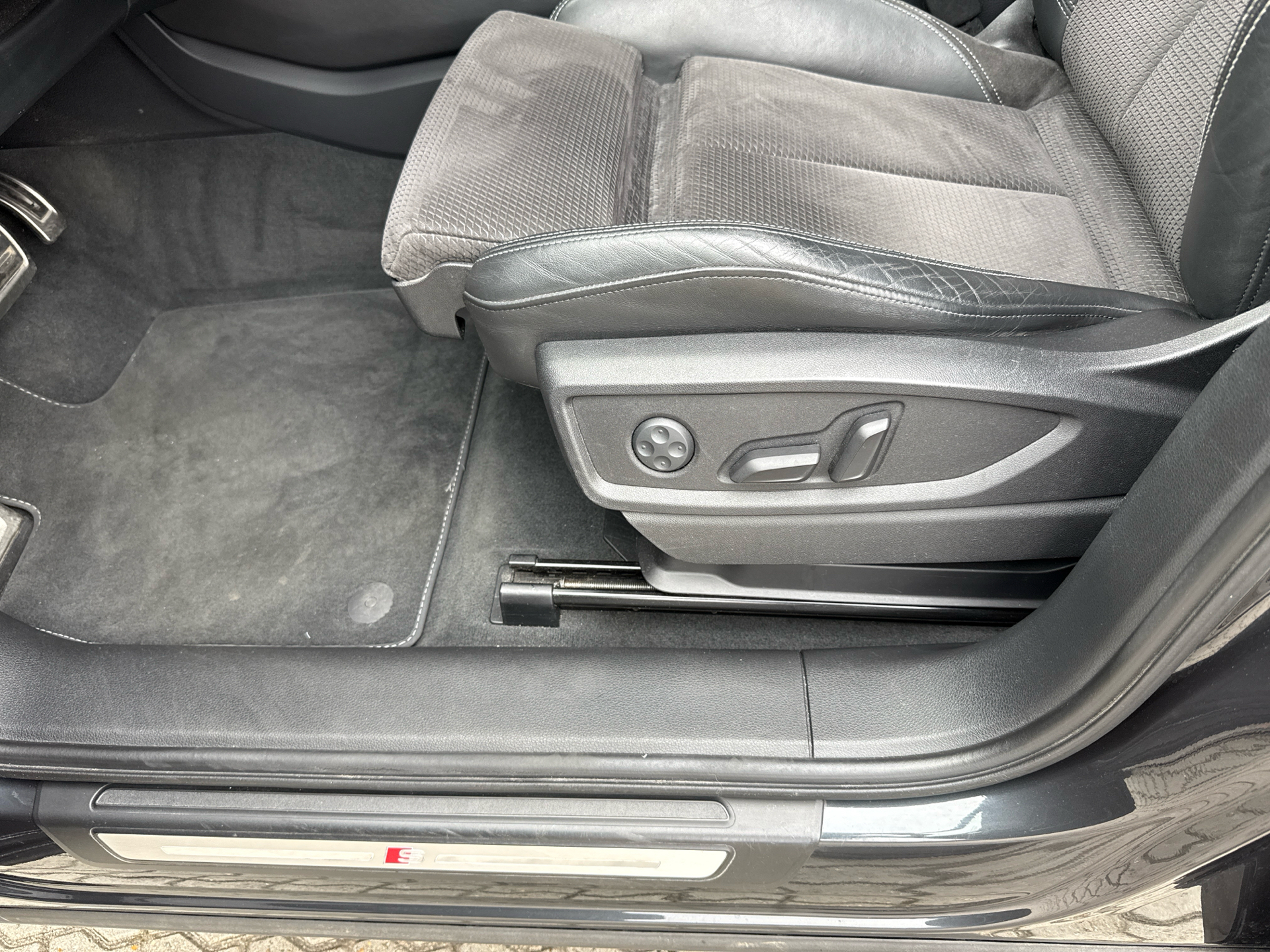 Billede af Audi SQ5 3,0 TFSI Quattro Tiptr. 354HK Van 8g Aut.