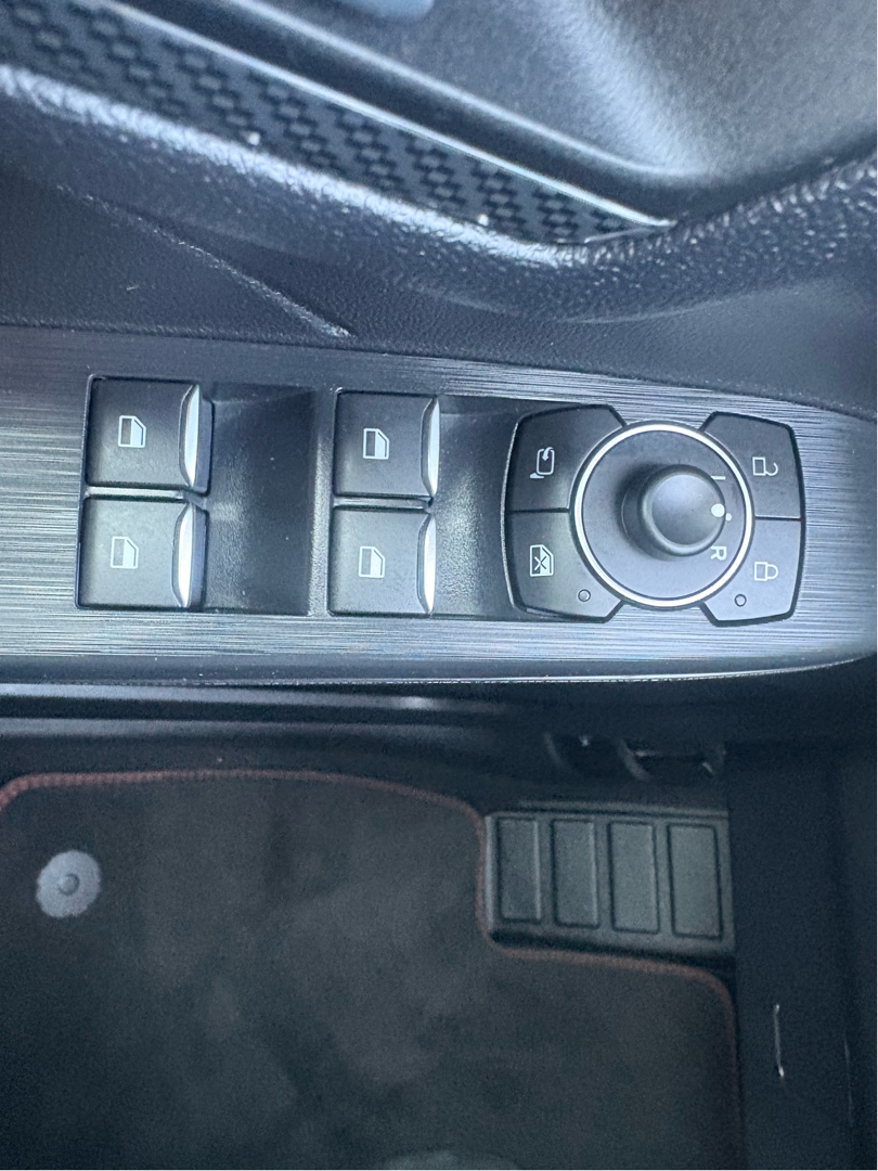 Billede af Ford Kuga 2,5 Plugin-hybrid ST-Line X CVT 225HK 5d Trinl. Gear