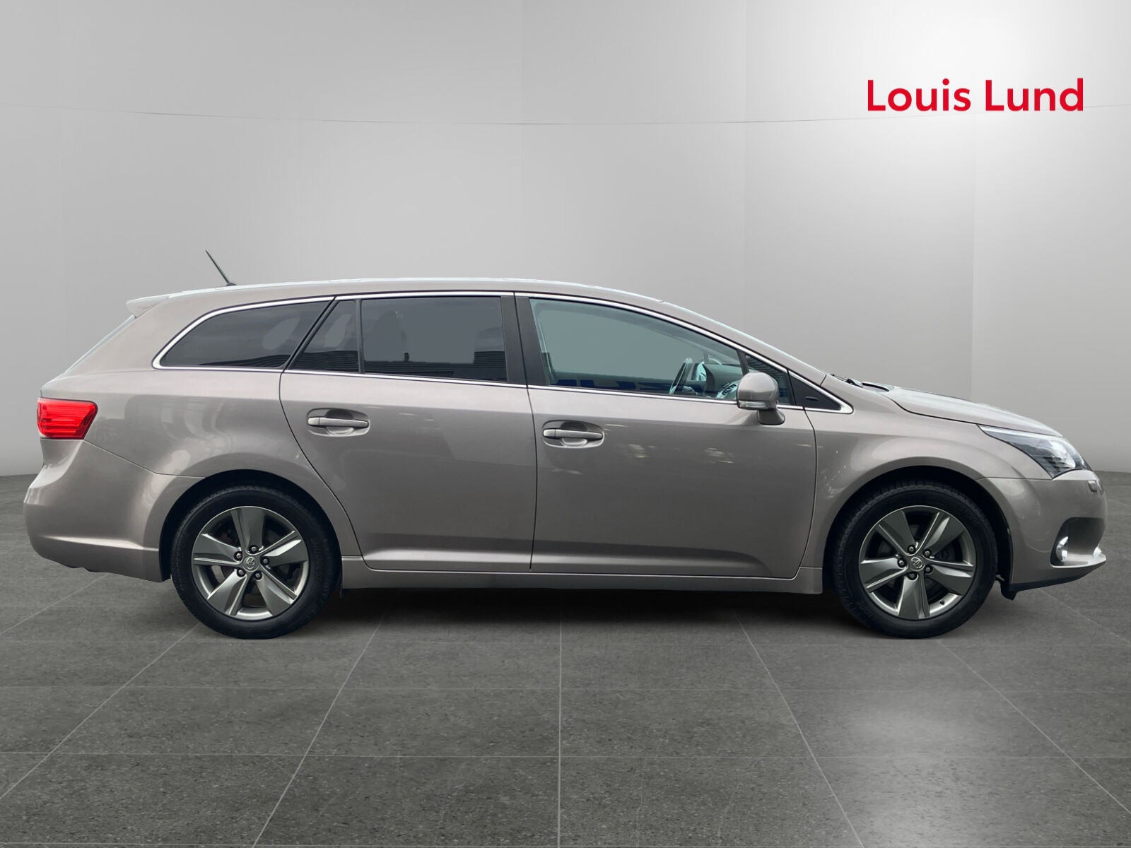 Billede af Toyota Avensis Touring Sports 1,8 VVT-I T2 Premium 147HK Stc 6g