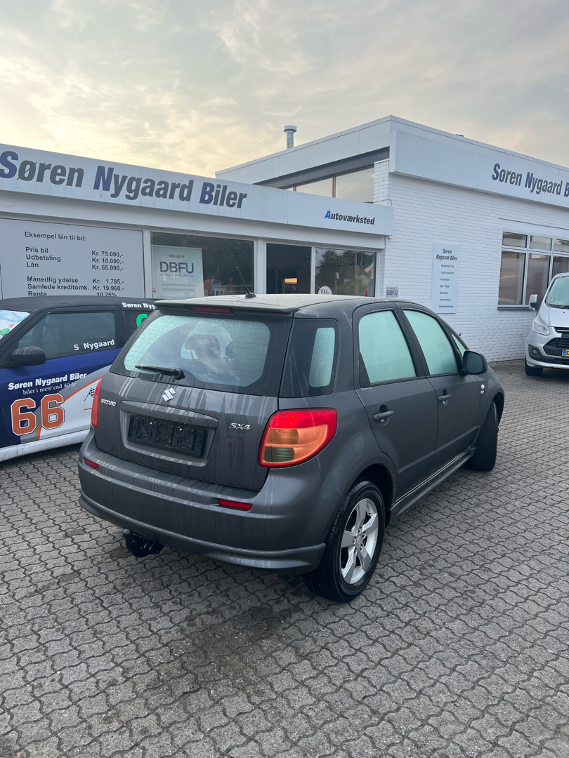 Billede af Suzuki SX4 1,6 16V GLX 120HK 5d