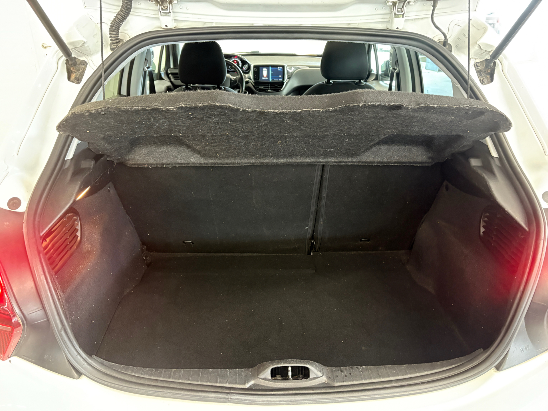 Billede af Peugeot 208 1,6 BlueHDi Envy 100HK 5d