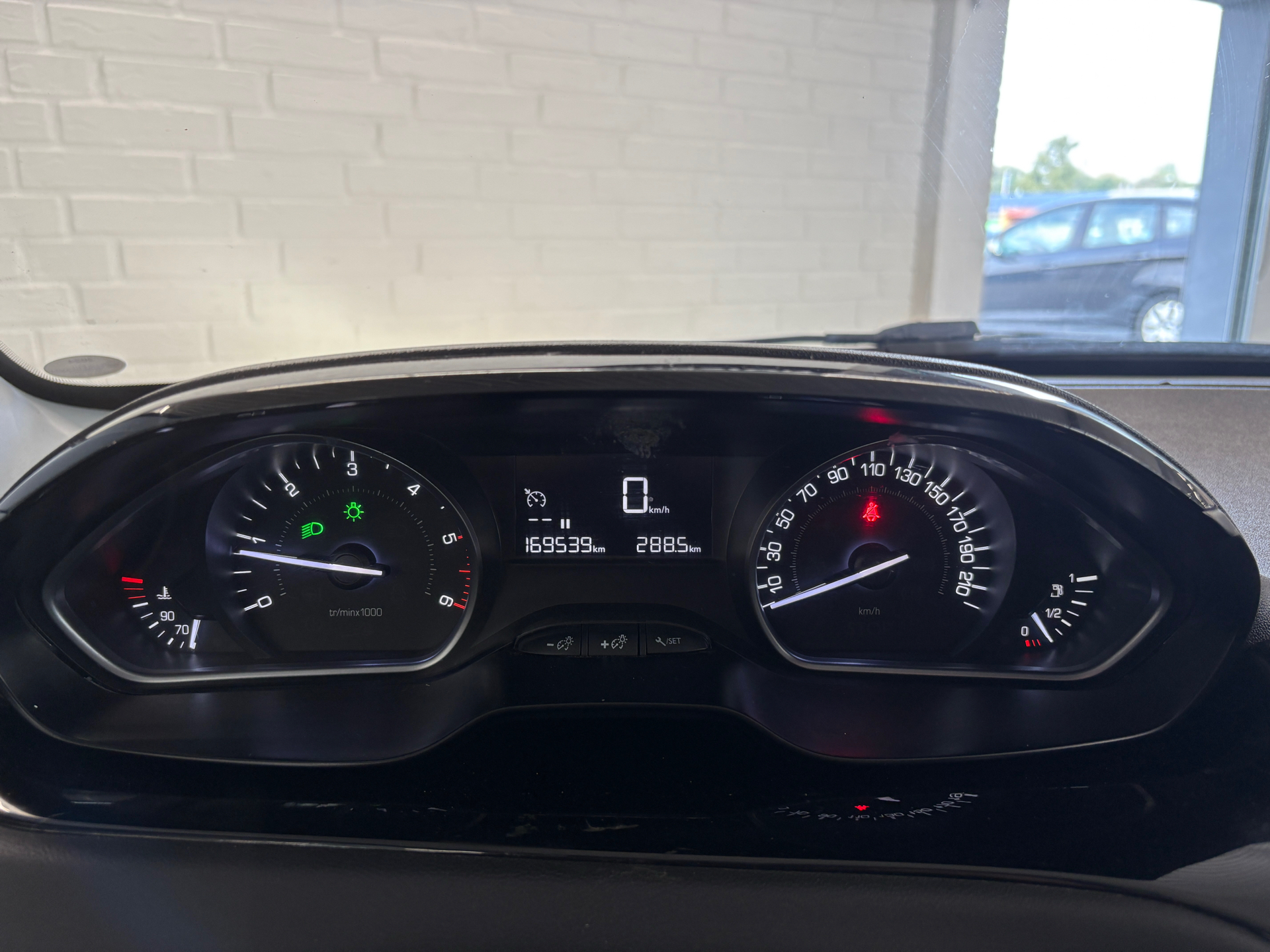 Billede af Peugeot 208 1,6 BlueHDi Envy 100HK 5d