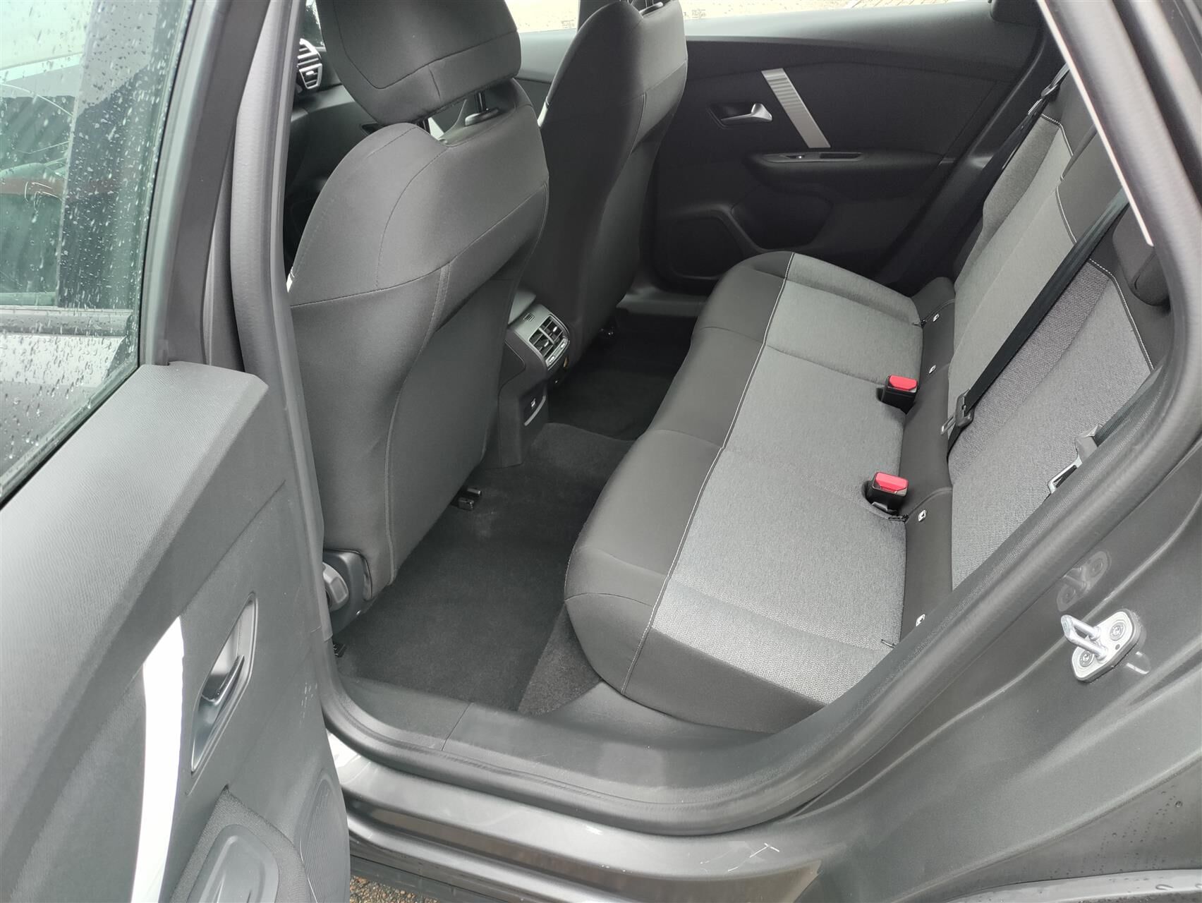Billede af Citroën C4 1,2 PureTech Concorde EAT8 130HK 5d 8g Aut.