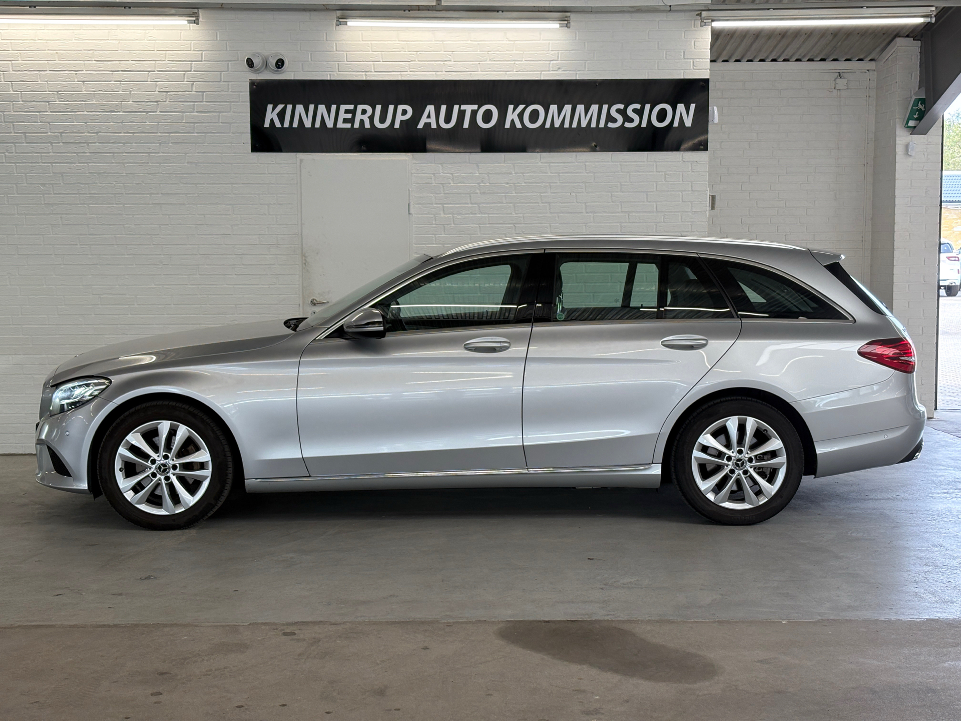 Billede af Mercedes-Benz C220 d T 2,0 CDI Progressive 9G-Tronic 194HK Stc Aut.
