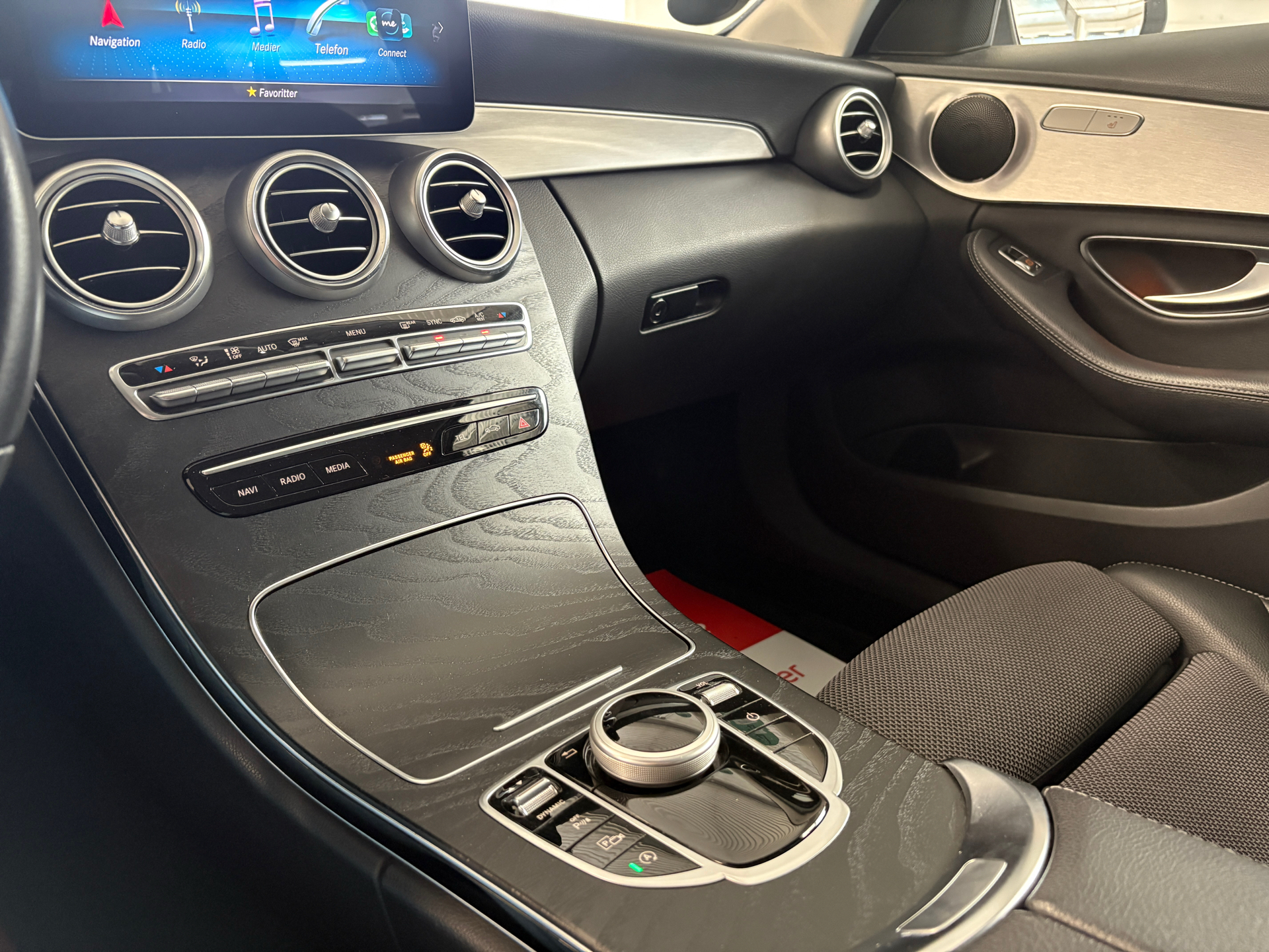 Billede af Mercedes-Benz C220 d T 2,0 CDI Progressive 9G-Tronic 194HK Stc Aut.