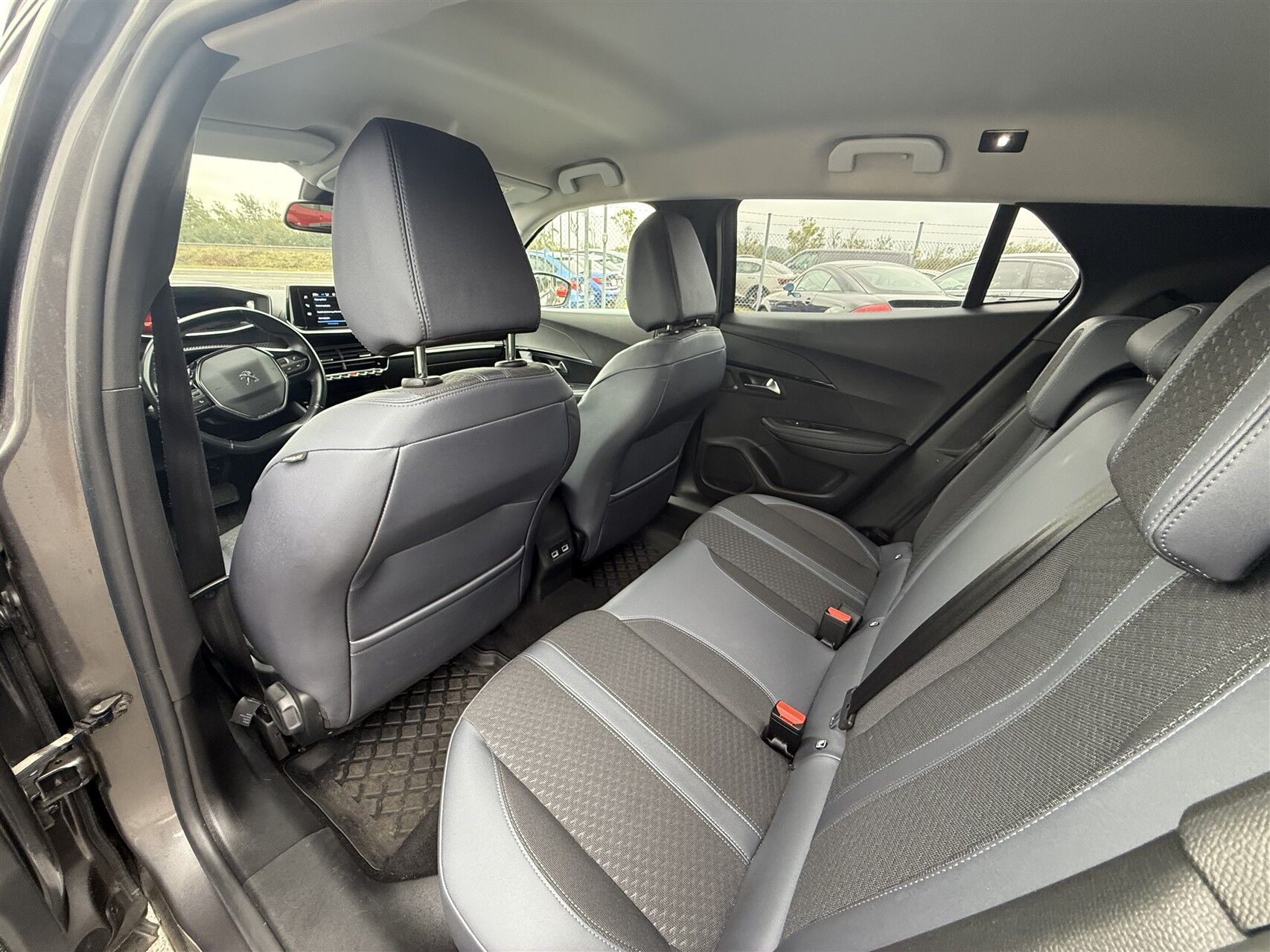 Billede af Peugeot 2008 1,5 BlueHDi Edition 210+ EAT8 130HK 5d 8g Aut.