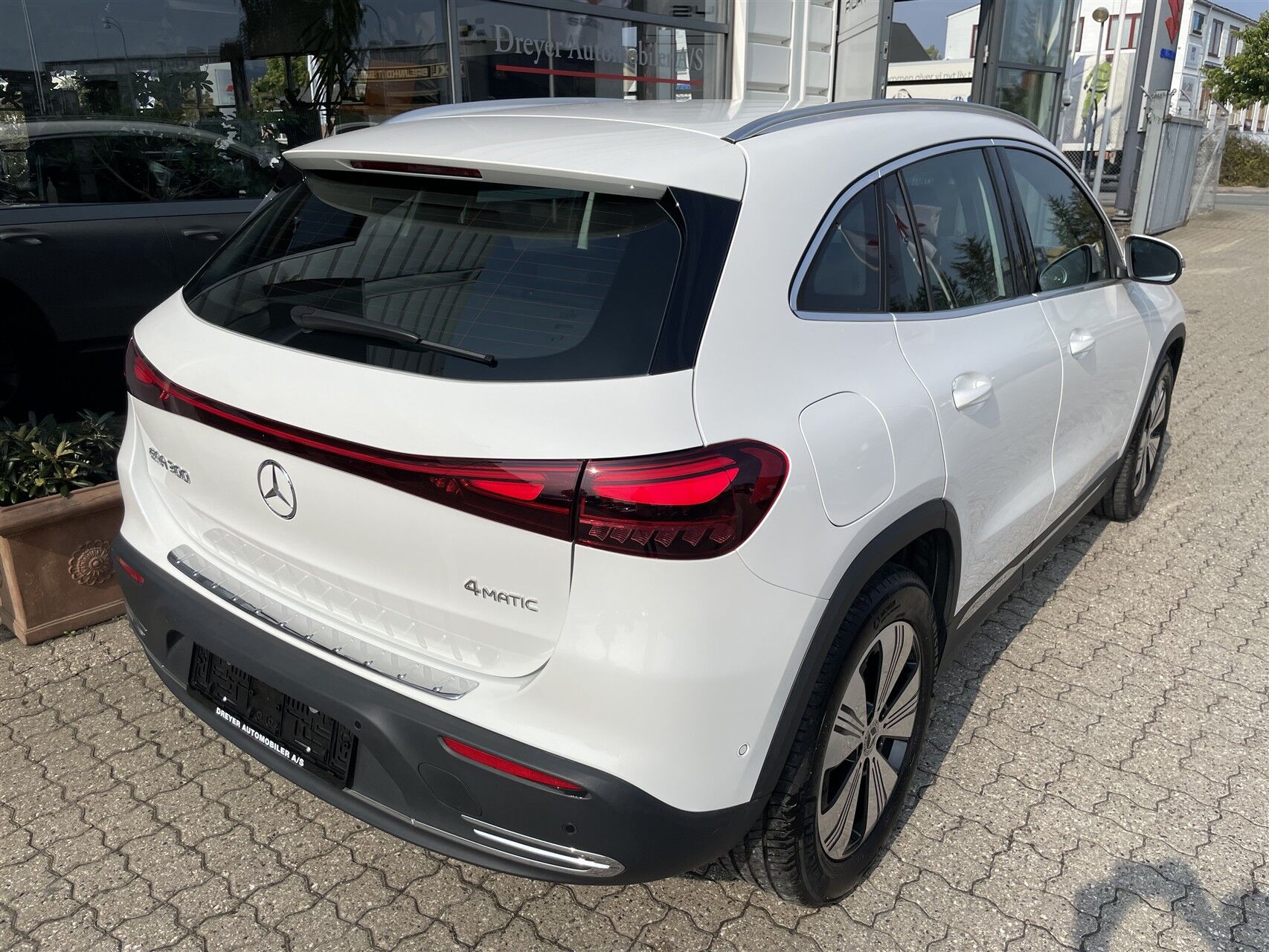 Billede af Mercedes-Benz EQA 300 EL Progressive 4Matic 228HK 5d Aut.