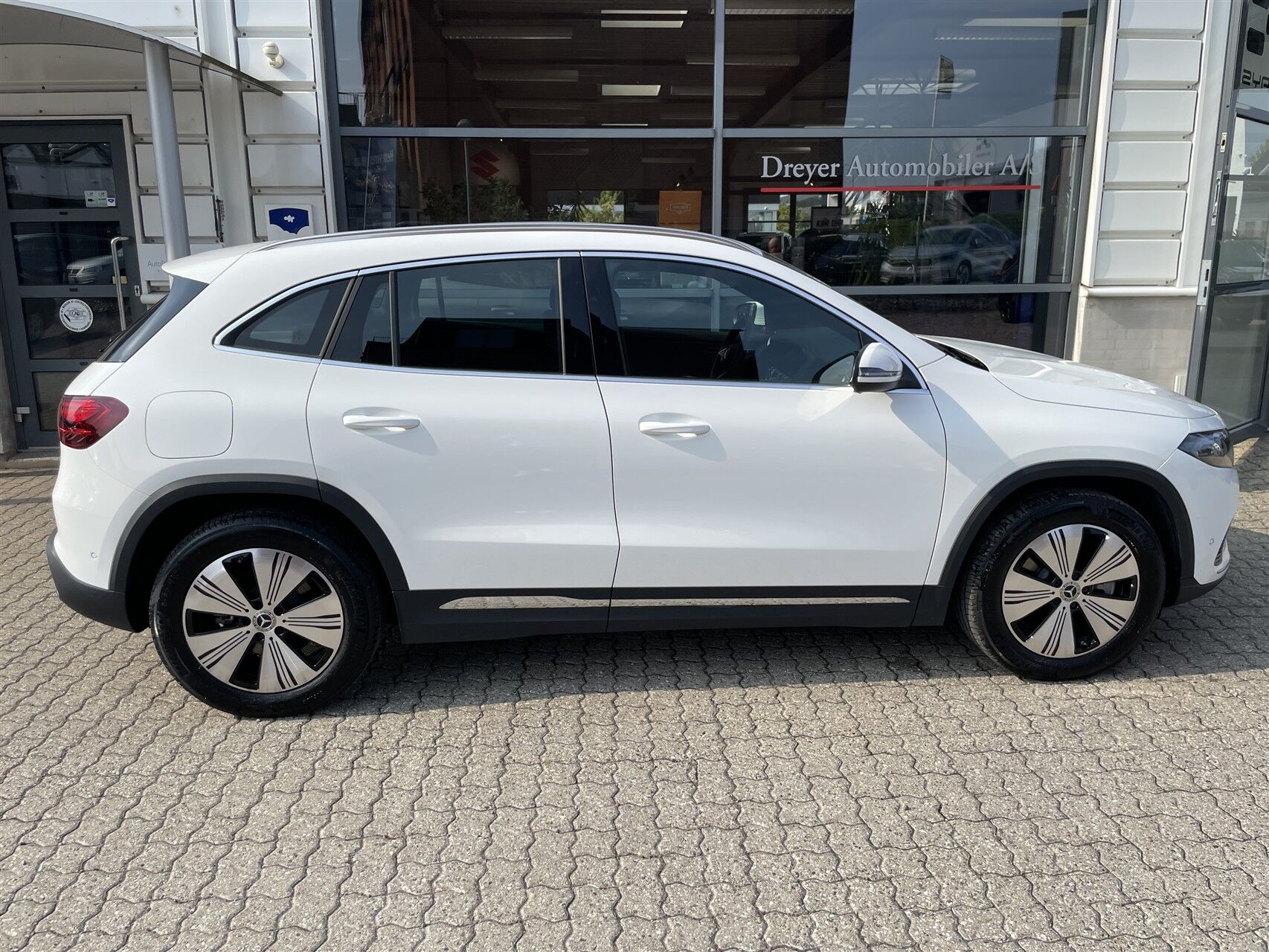 Billede af Mercedes-Benz EQA 300 EL Progressive 4Matic 228HK 5d Aut.