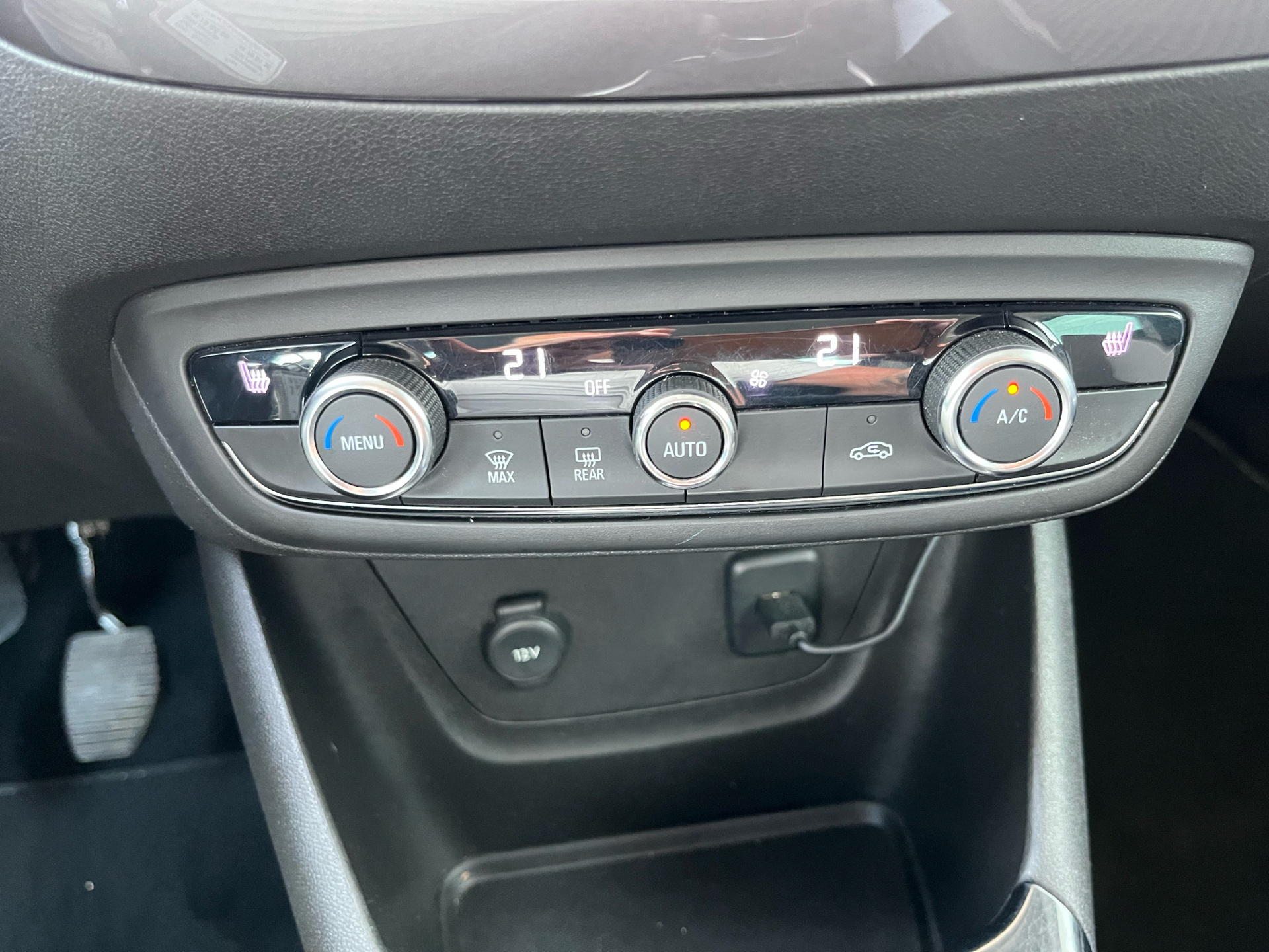 Billede af Opel Crossland X 1,2 Turbo Innovation Start/Stop 110HK 5d