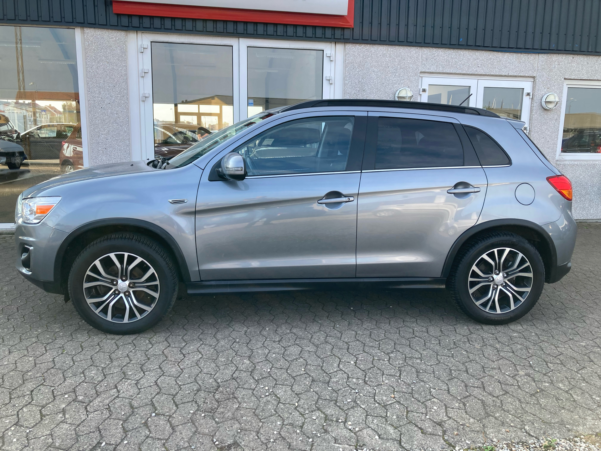 Billede af Mitsubishi ASX 1,6 Invite 117HK 5d