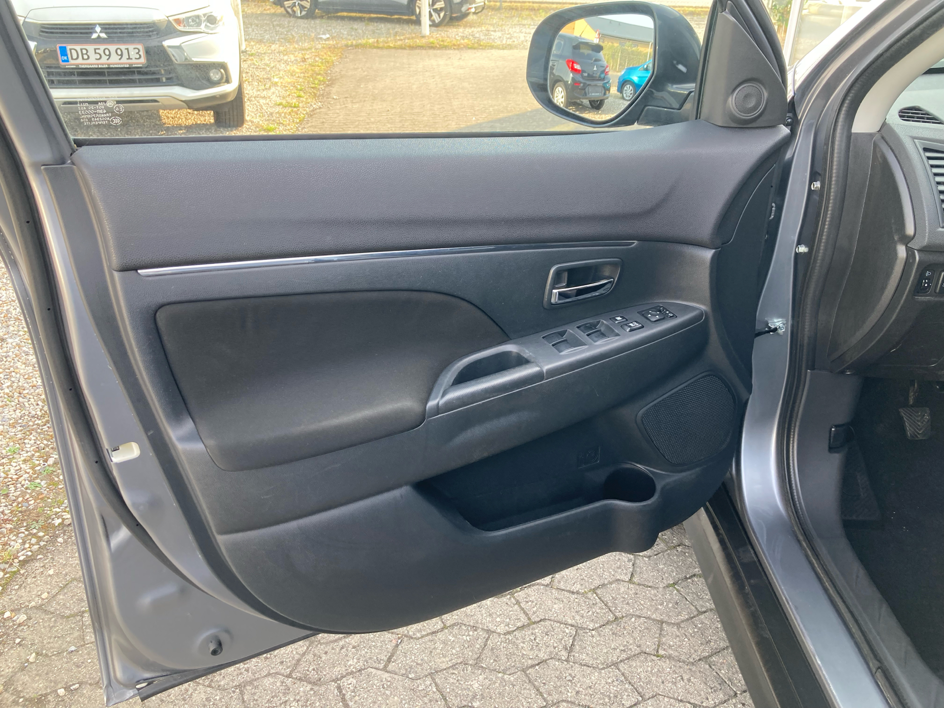 Billede af Mitsubishi ASX 1,6 Invite 117HK 5d