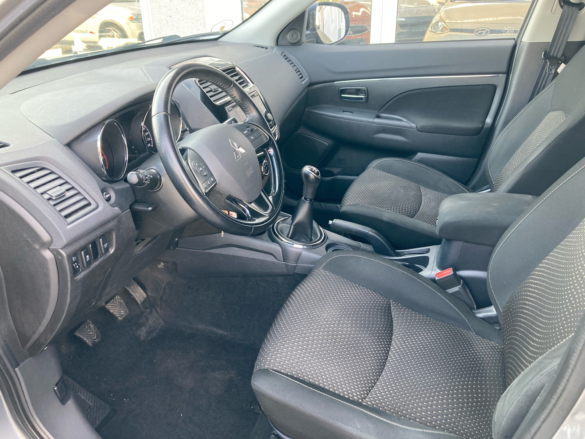Billede af Mitsubishi ASX 1,6 Invite 117HK 5d