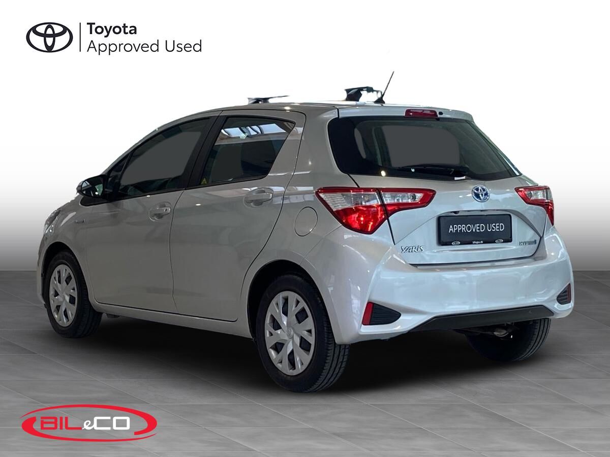 Billede af Toyota Yaris 1,5 Hybrid H2 E-CVT 100HK 5d Trinl. Gear
