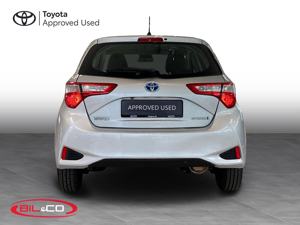 Billede af Toyota Yaris 1,5 Hybrid H2 E-CVT 100HK 5d Trinl. Gear