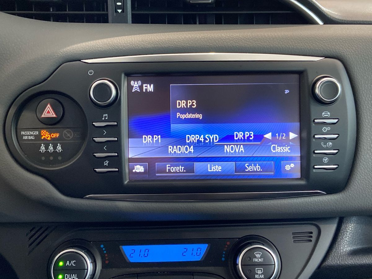 Billede af Toyota Yaris 1,5 Hybrid H2 E-CVT 100HK 5d Trinl. Gear