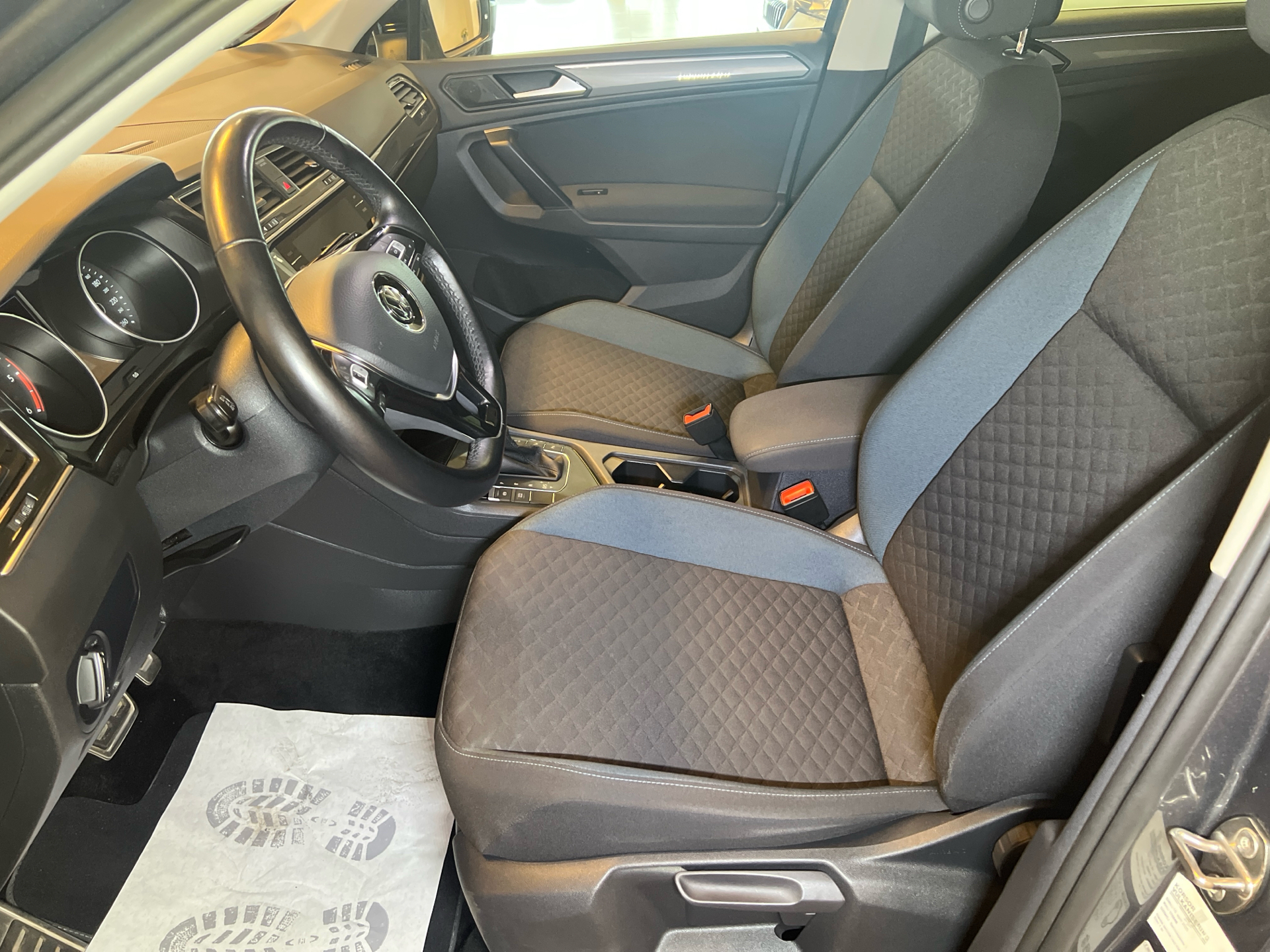 Billede af VW Tiguan 2,0 TDI SCR IQ.Drive DSG 150HK 5d 7g Aut.