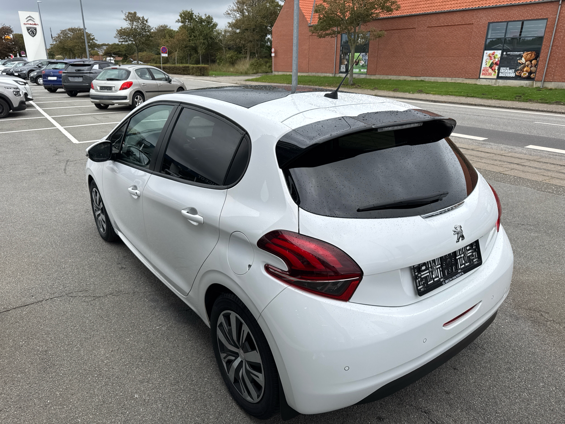 Billede af Peugeot 208 1,5 BlueHDi Signature+ 100HK 5d