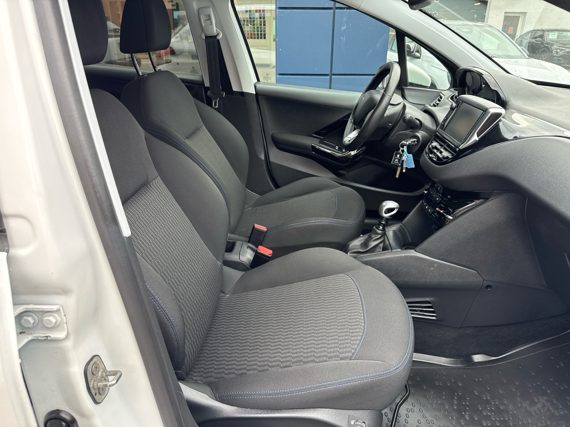 Billede af Peugeot 208 1,5 BlueHDi Signature+ 100HK 5d