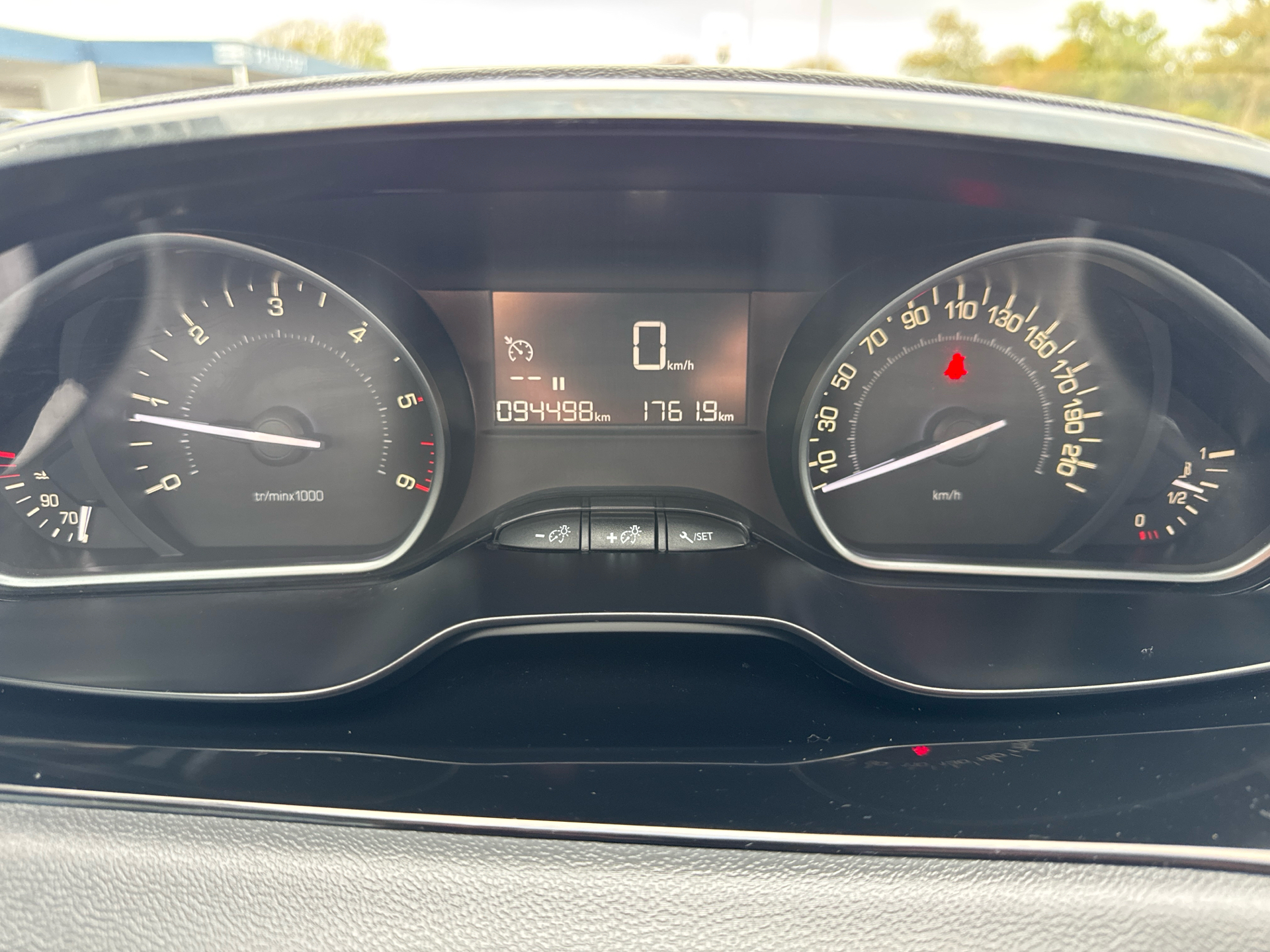 Billede af Peugeot 208 1,5 BlueHDi Signature+ 100HK 5d