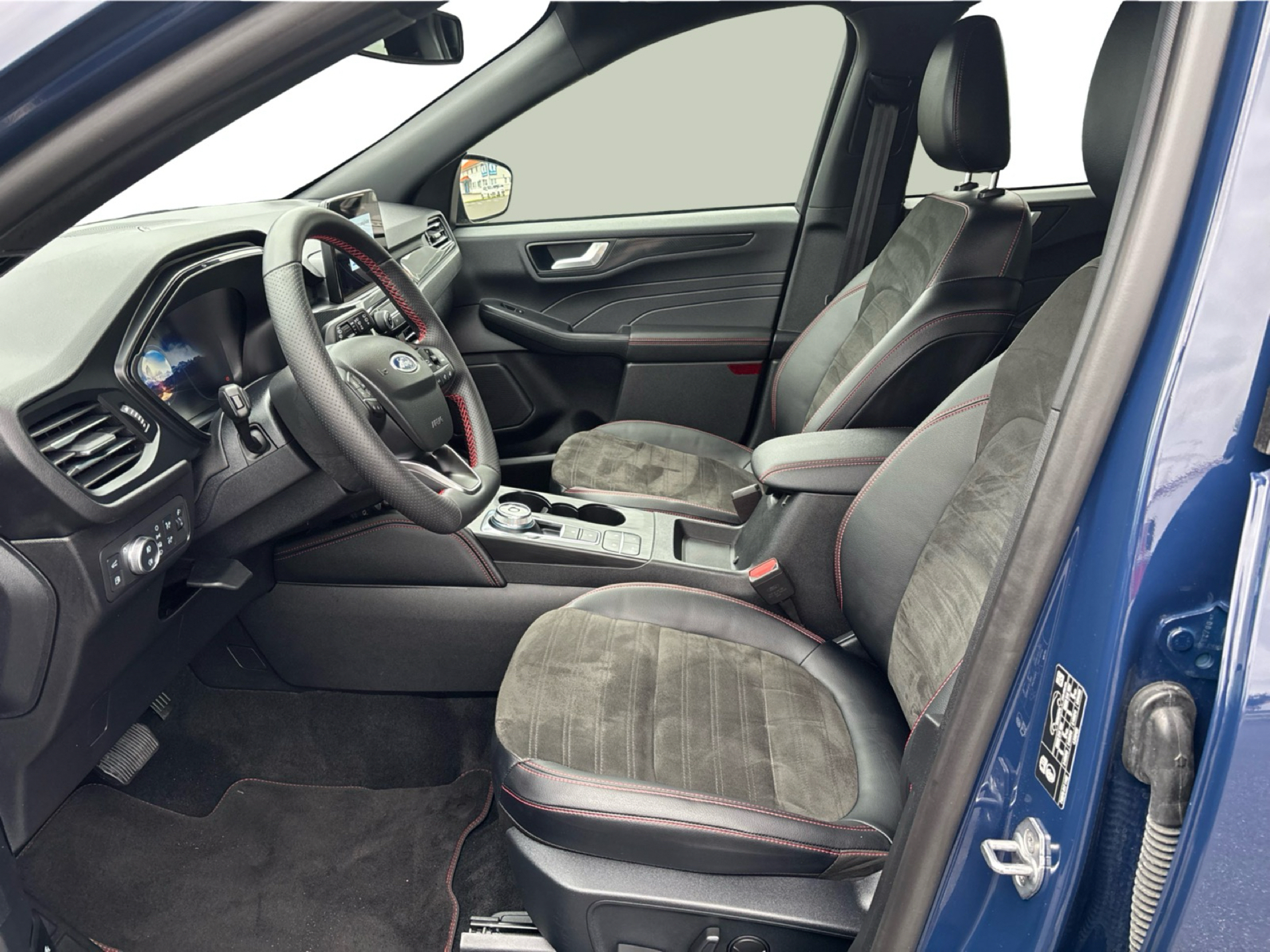 Billede af Ford Kuga 2,5 Plugin-hybrid ST-Line X CVT 225HK 5d Trinl. Gear