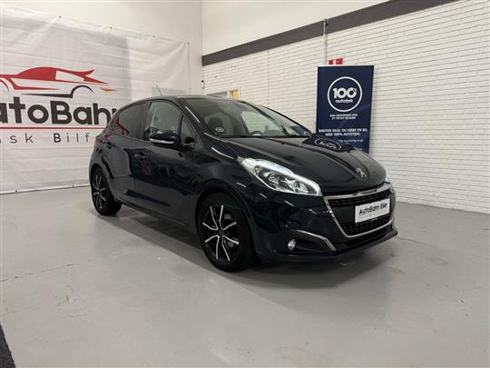 Peugeot 208 1,5 BlueHDi Signature Sky 100HK 5d