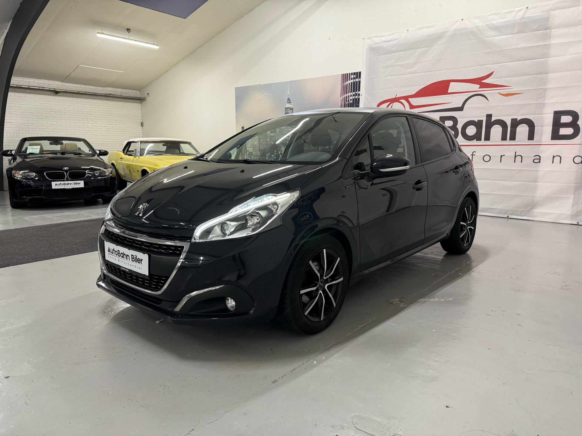 Billede af Peugeot 208 1,5 BlueHDi Signature Sky 100HK 5d