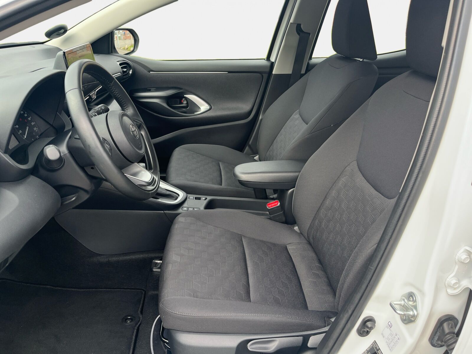 Billede af Toyota Yaris 1,5 Hybrid Essential 116HK 5d Trinl. Gear