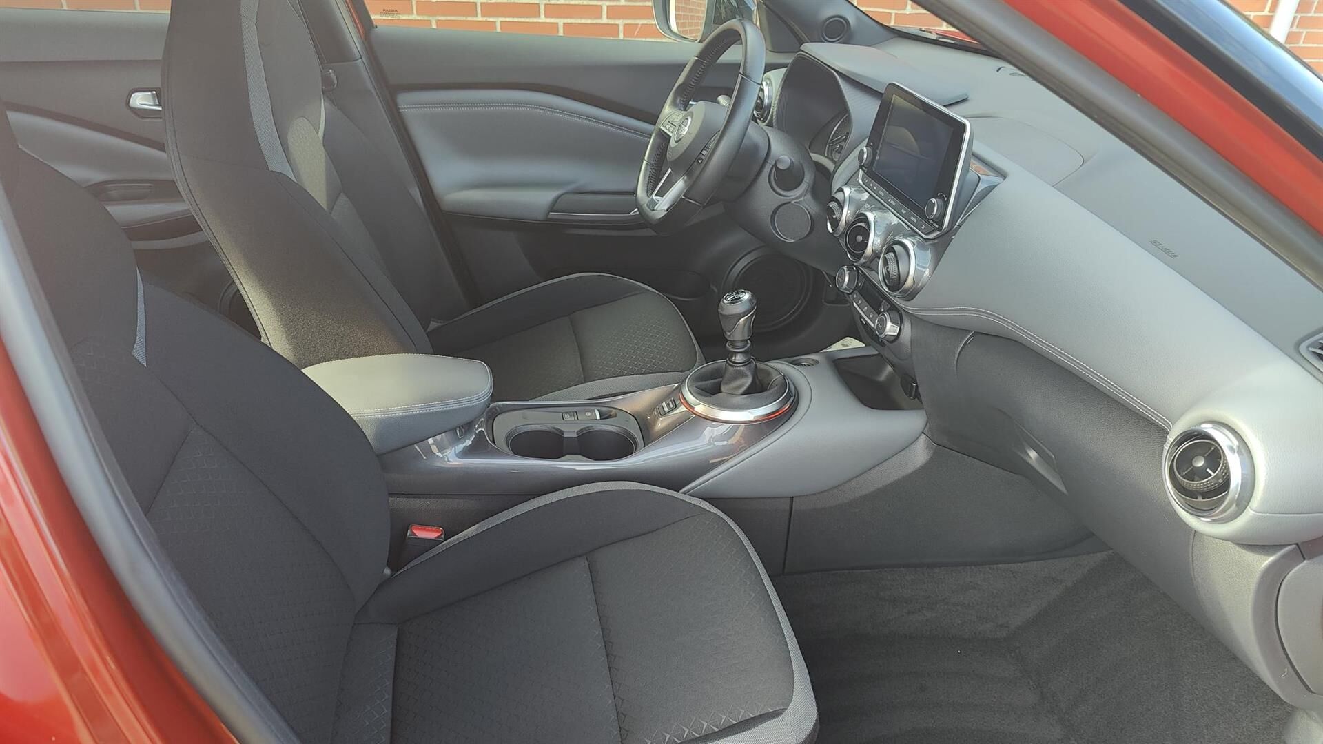 Billede af Nissan Juke 1,0 Dig-T N-Connecta 117HK 5d 6g