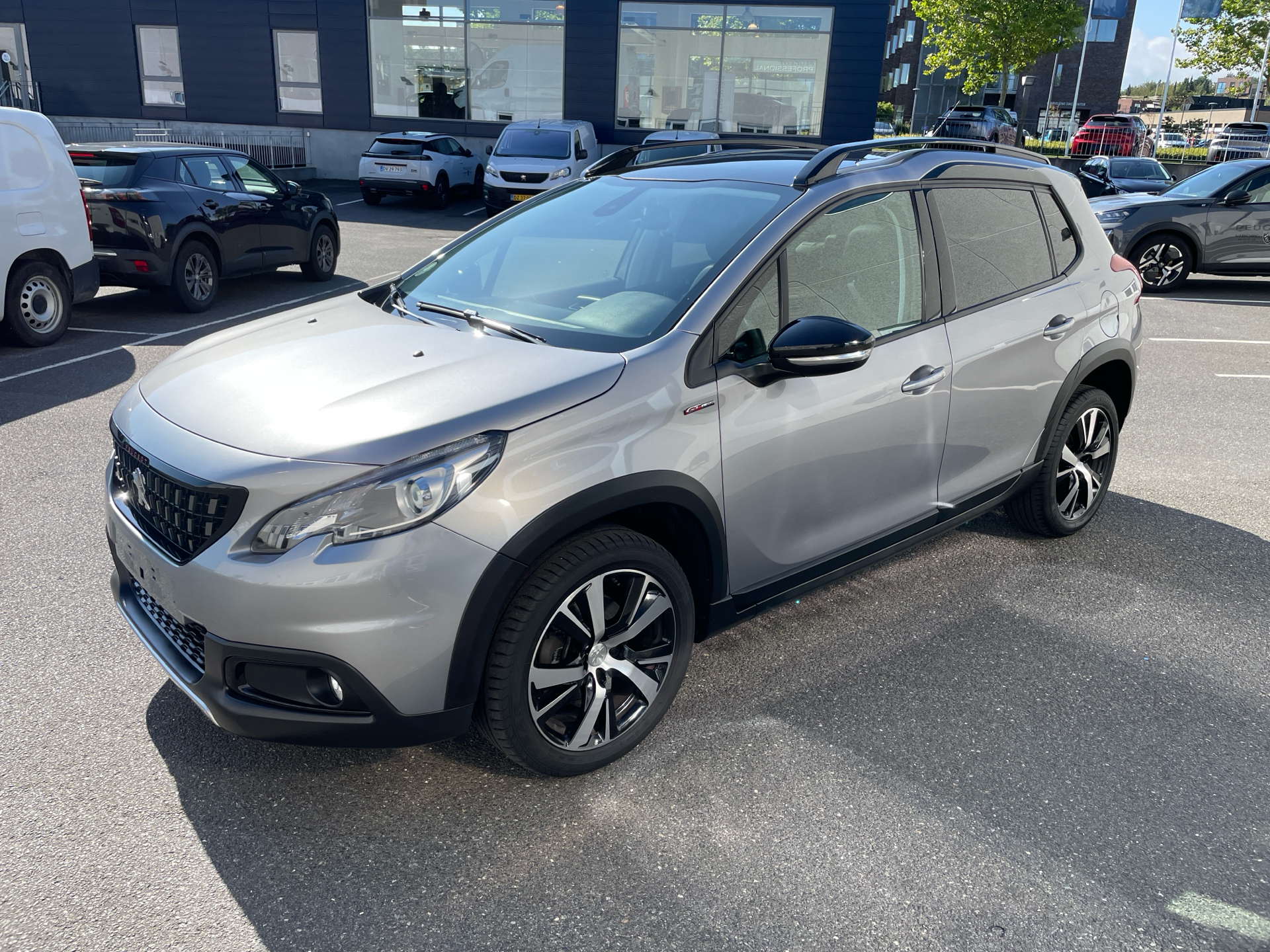 Billede af Peugeot 2008 1,5 BlueHDi GT Line Sky EAT6 120HK 5d 6g Aut.