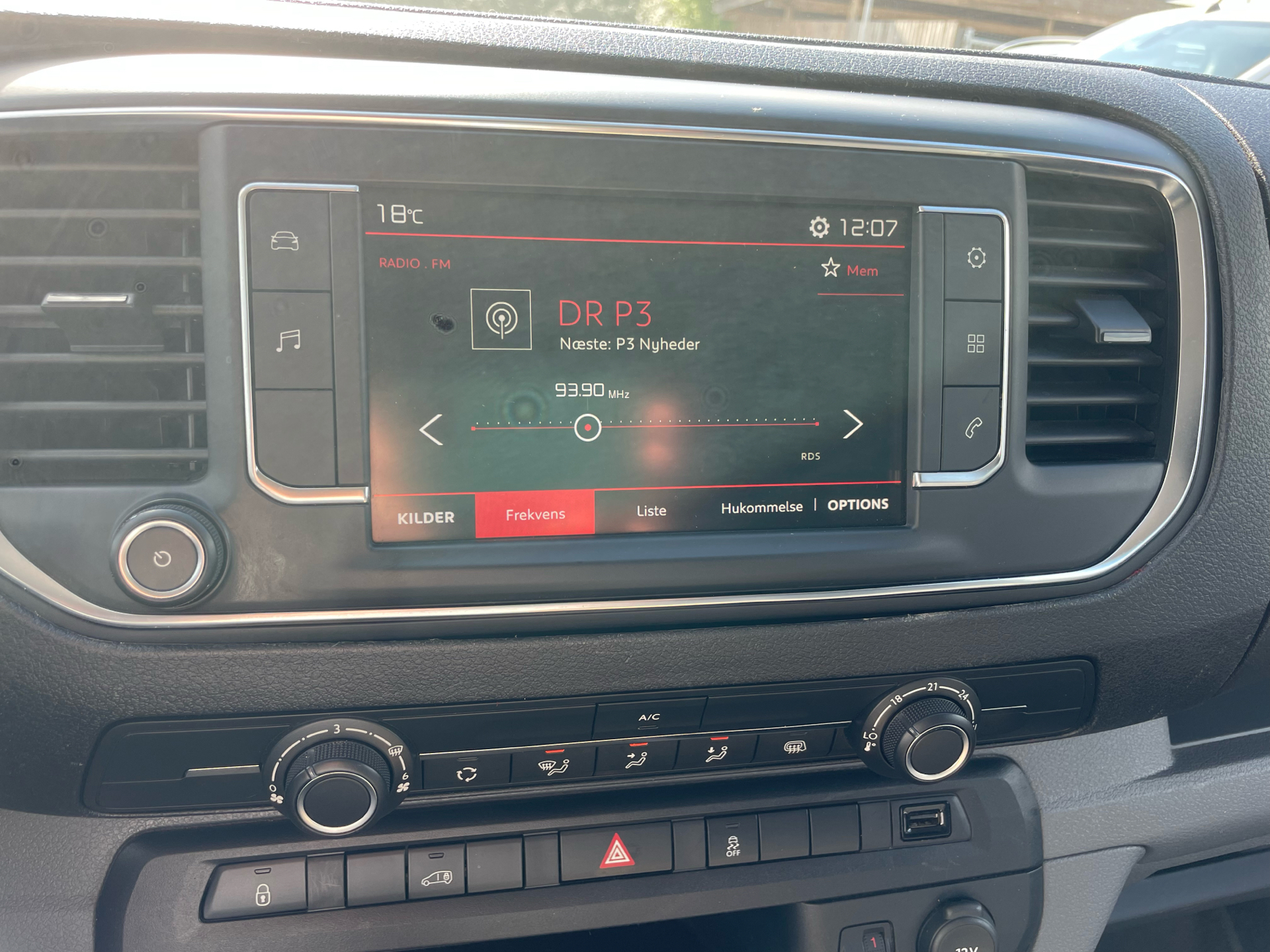 Billede af Citroën Jumpy L2N2 2,0 Blue HDi start/stop 120HK Van 6g