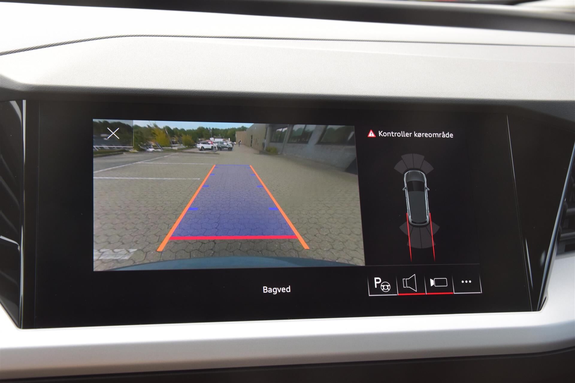 Billede af Audi Q4 40 E-tron Attitude 204HK 5d Aut.