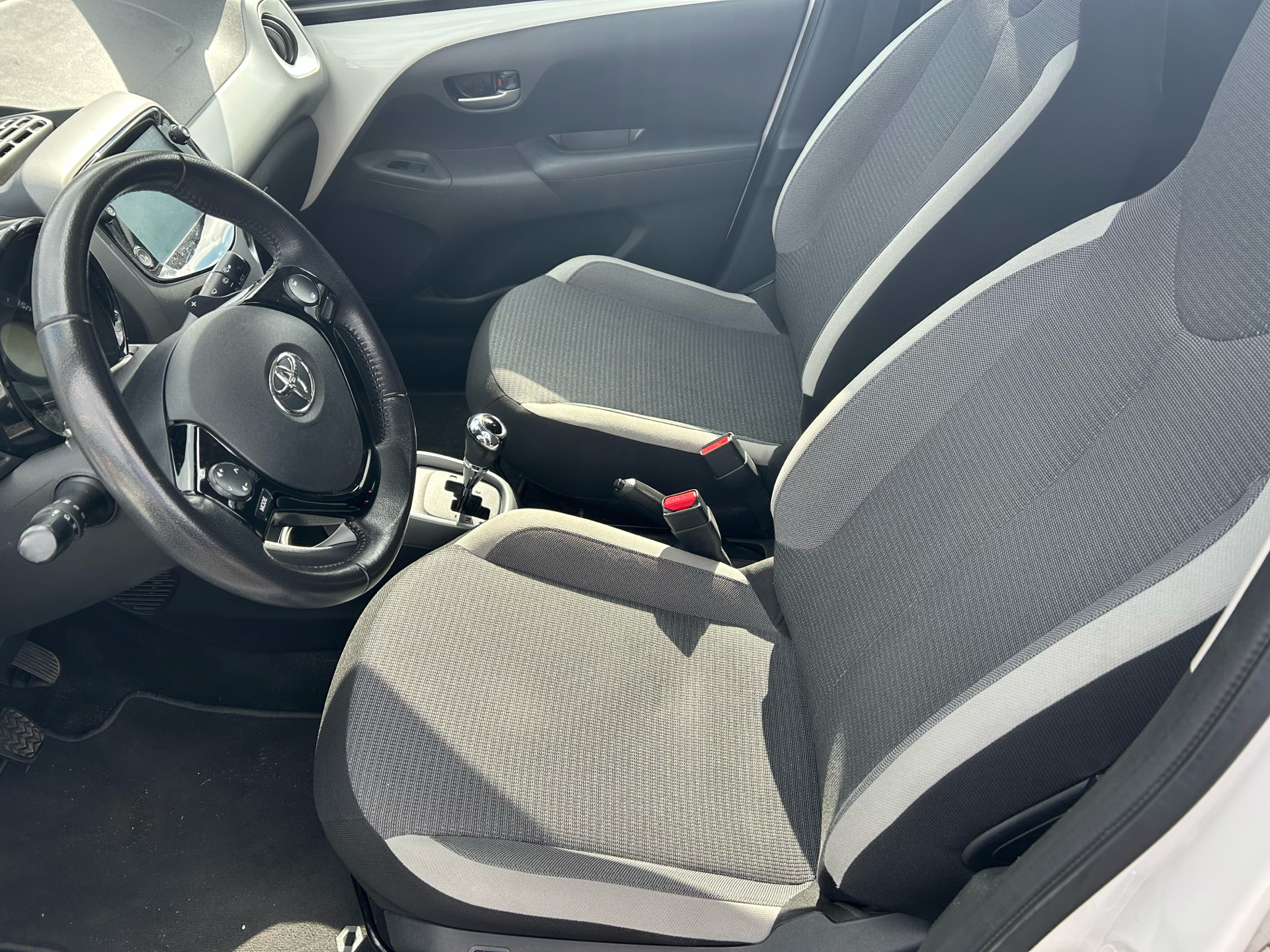 Billede af Toyota Aygo 1,0 VVT-I X-Press X-Shift 72HK 5d Aut.