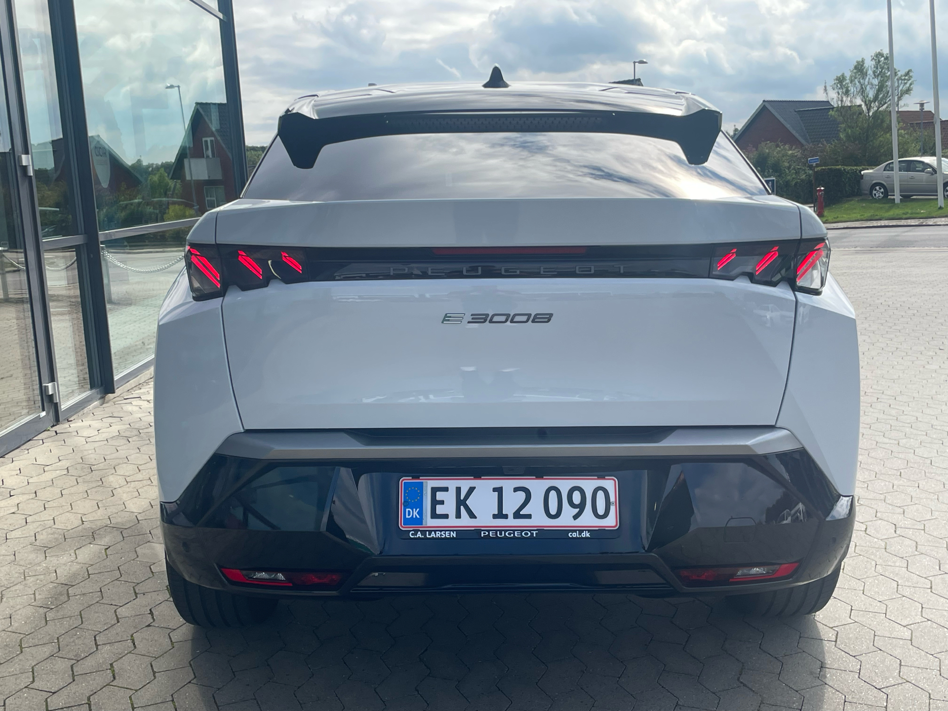 Billede af Peugeot e-3008 EL GT Pack 210HK 5d Aut.