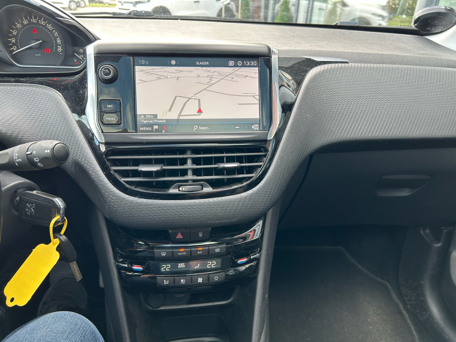 Billede af Peugeot 208 1,5 BlueHDi Privé 100HK 5d