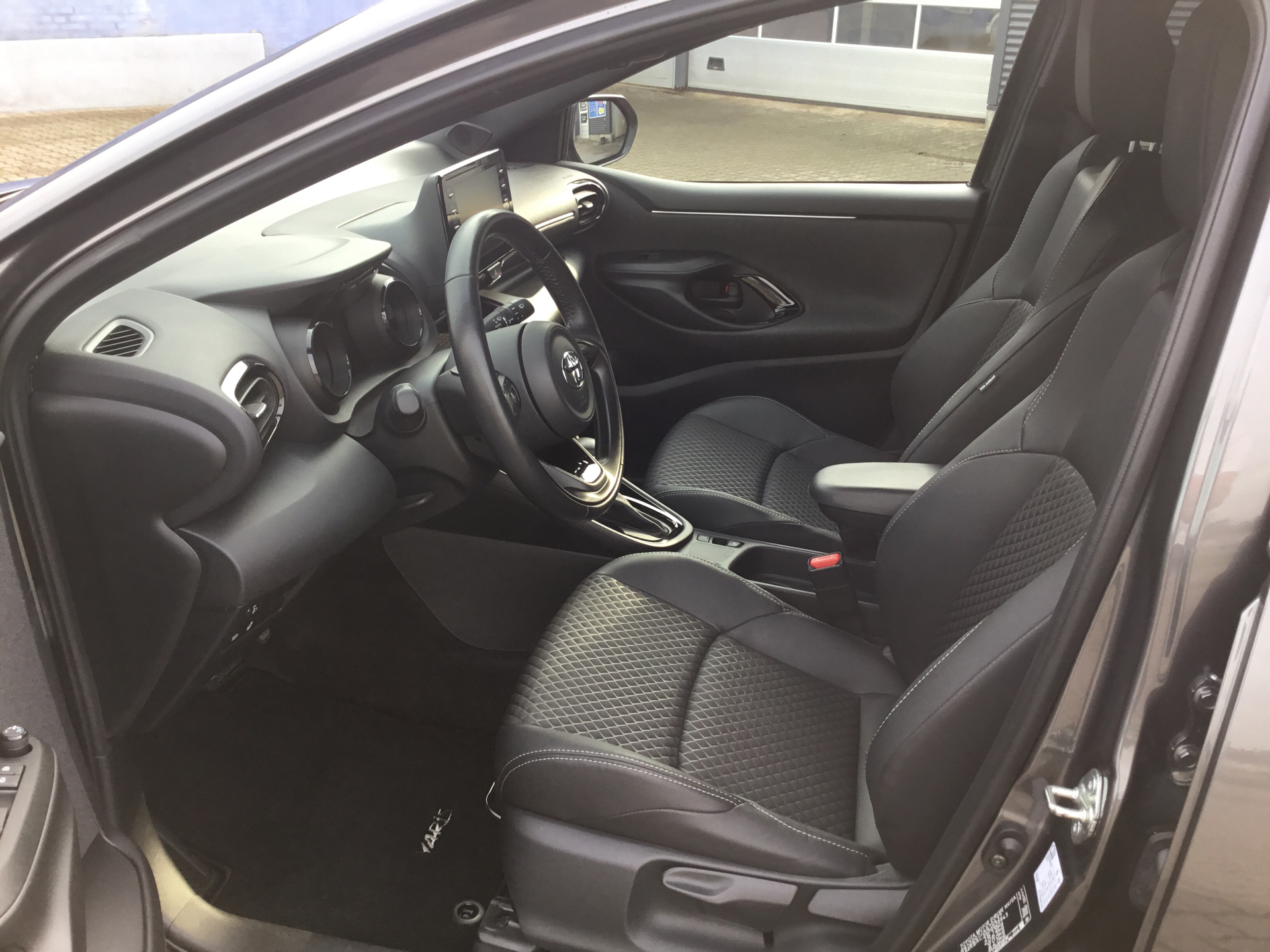 Billede af Toyota Yaris 1,5 Hybrid Style 116HK 5d Trinl. Gear