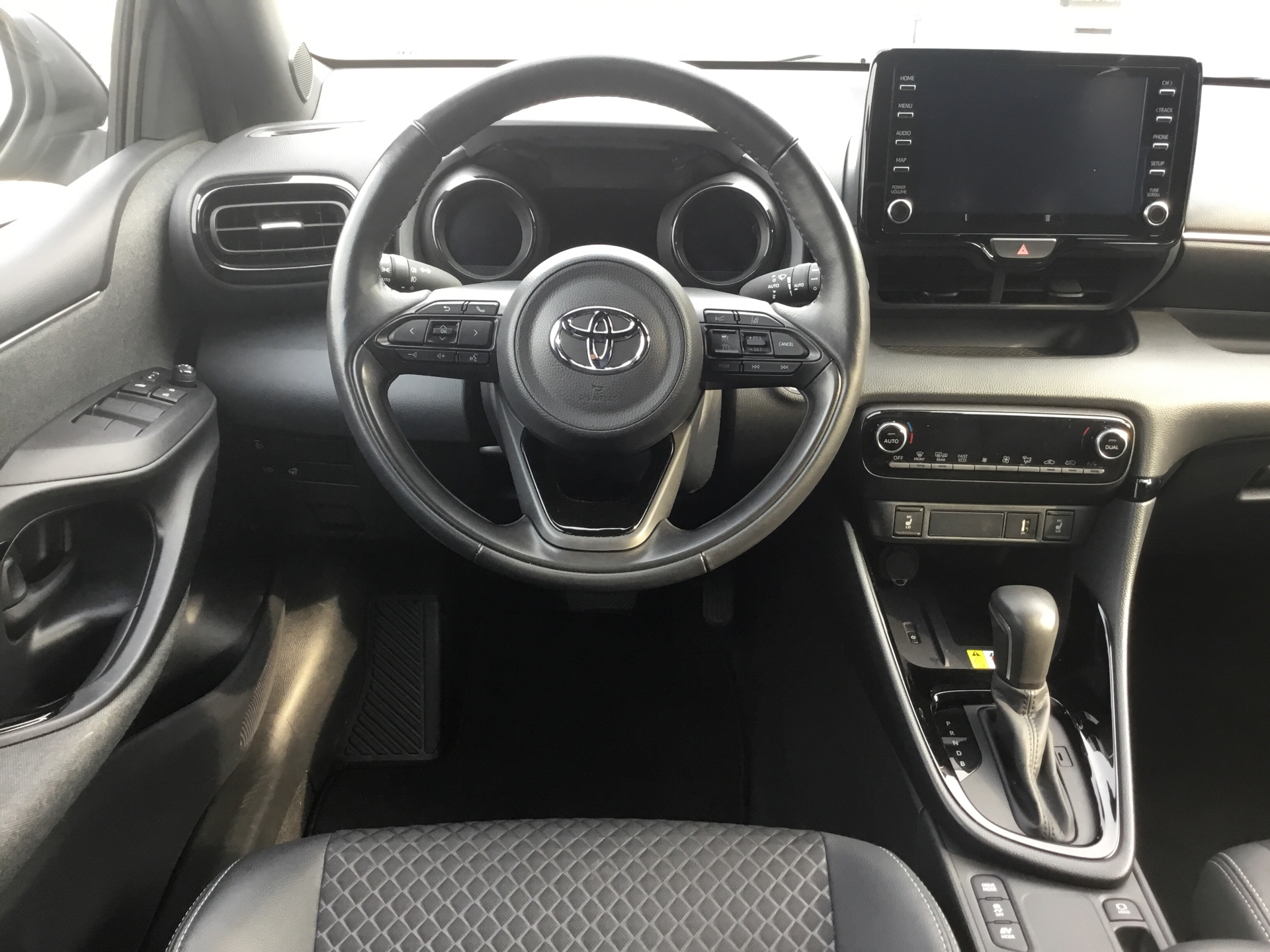 Billede af Toyota Yaris 1,5 Hybrid Style 116HK 5d Trinl. Gear