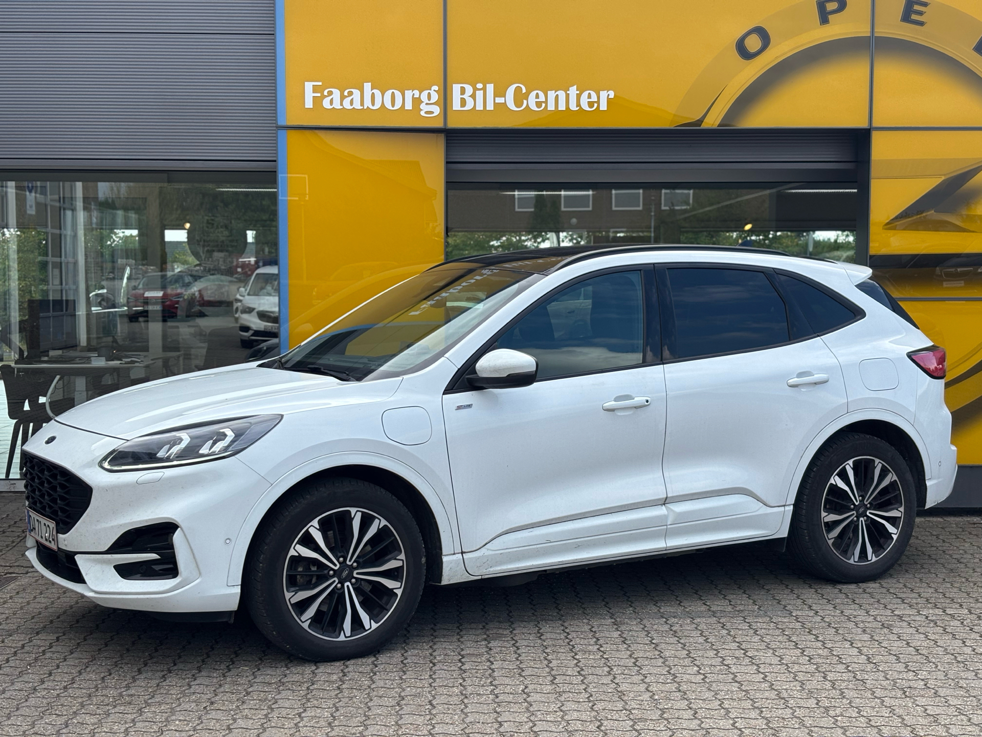 Billede af Ford Kuga 2,5 Plugin-hybrid ST-Line X CVT 225HK 5d Trinl. Gear