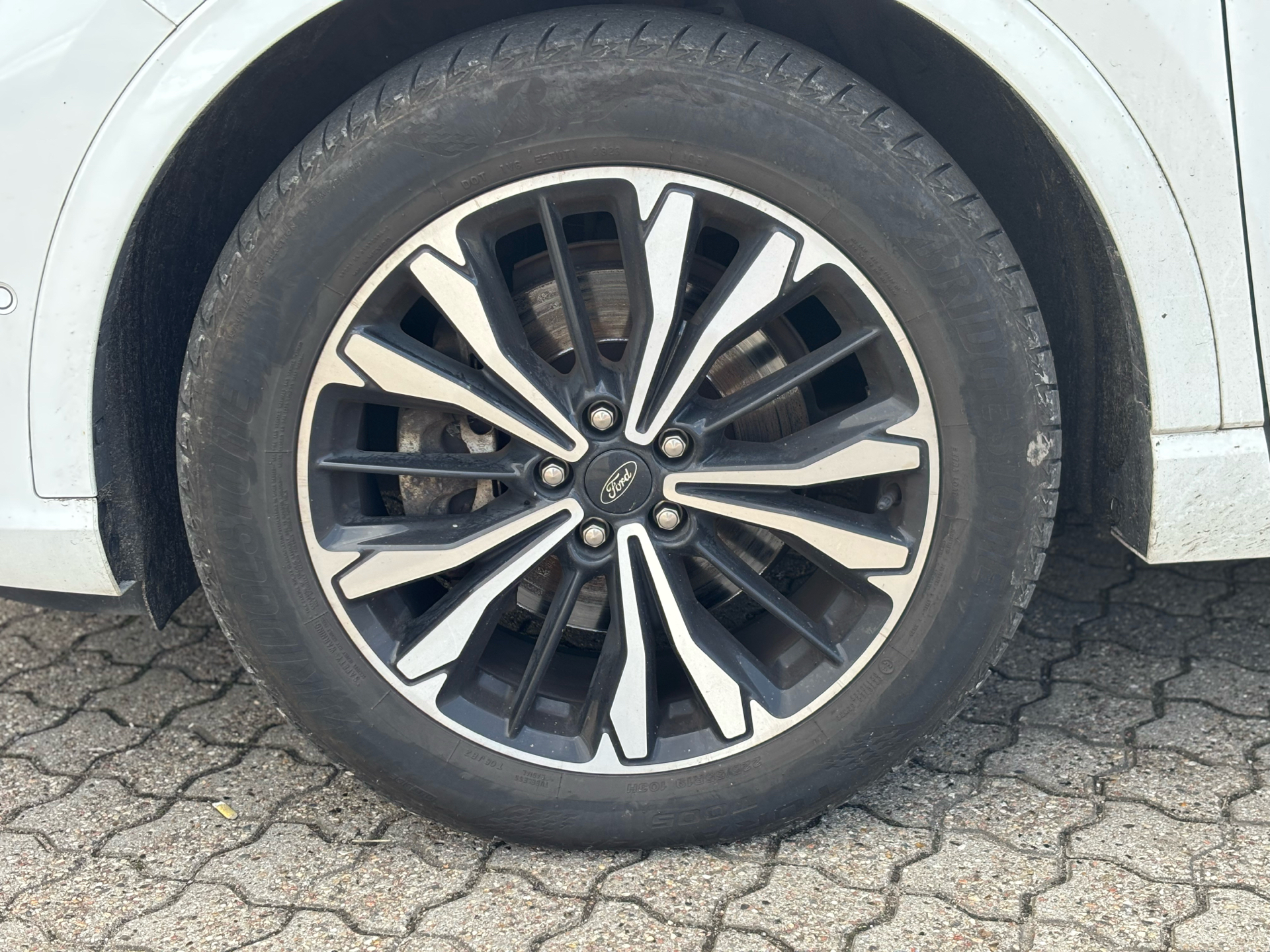 Billede af Ford Kuga 2,5 Plugin-hybrid ST-Line X CVT 225HK 5d Trinl. Gear