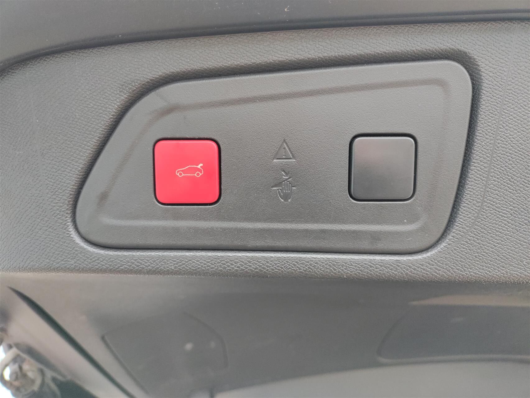 Billede af Citroën C5 Aircross 1,6 Plugin-hybrid Shine Sport EAT8 225HK 5d 8g Aut.