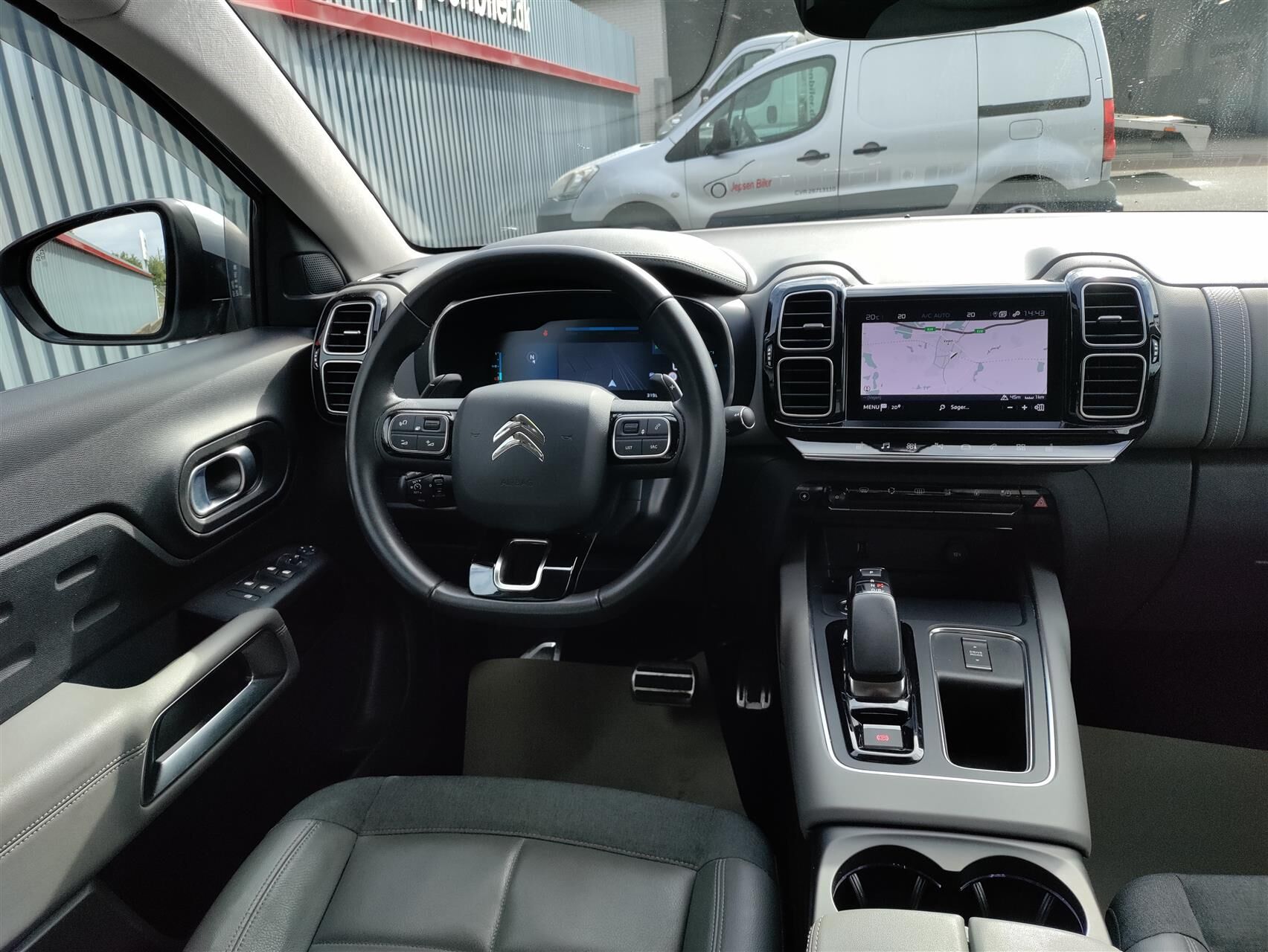 Billede af Citroën C5 Aircross 1,6 Plugin-hybrid Shine Sport EAT8 225HK 5d 8g Aut.