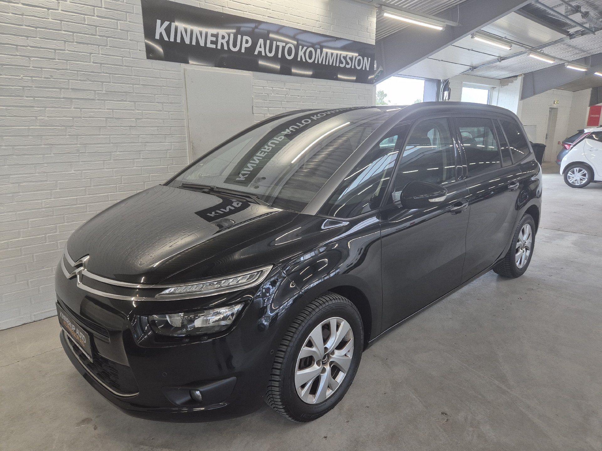 Billede af Citroën Grand C4 Picasso 1,6 e-HDi Intensive ETG6 115HK 6g Aut.