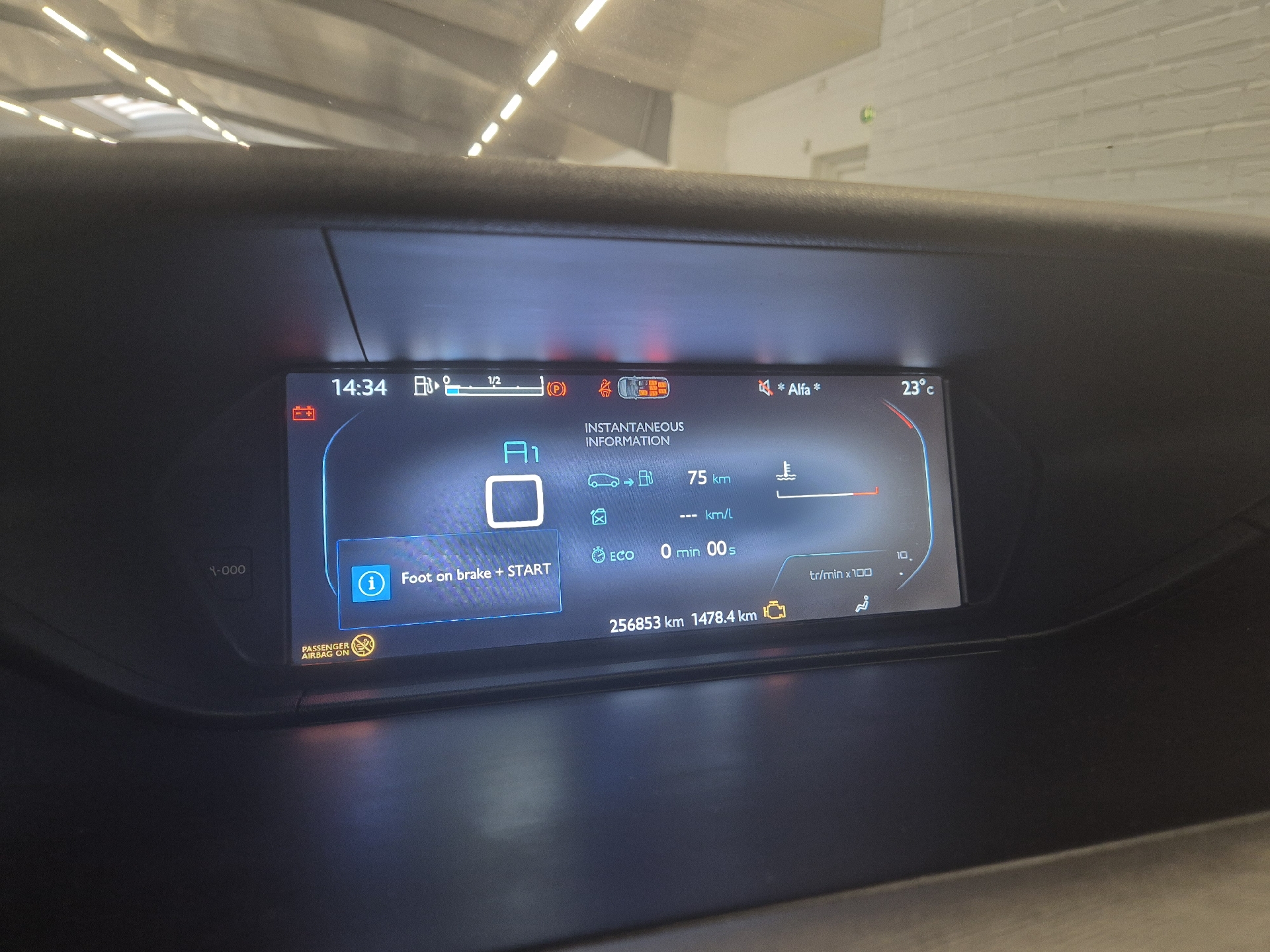 Billede af Citroën Grand C4 Picasso 1,6 e-HDi Intensive ETG6 115HK 6g Aut.