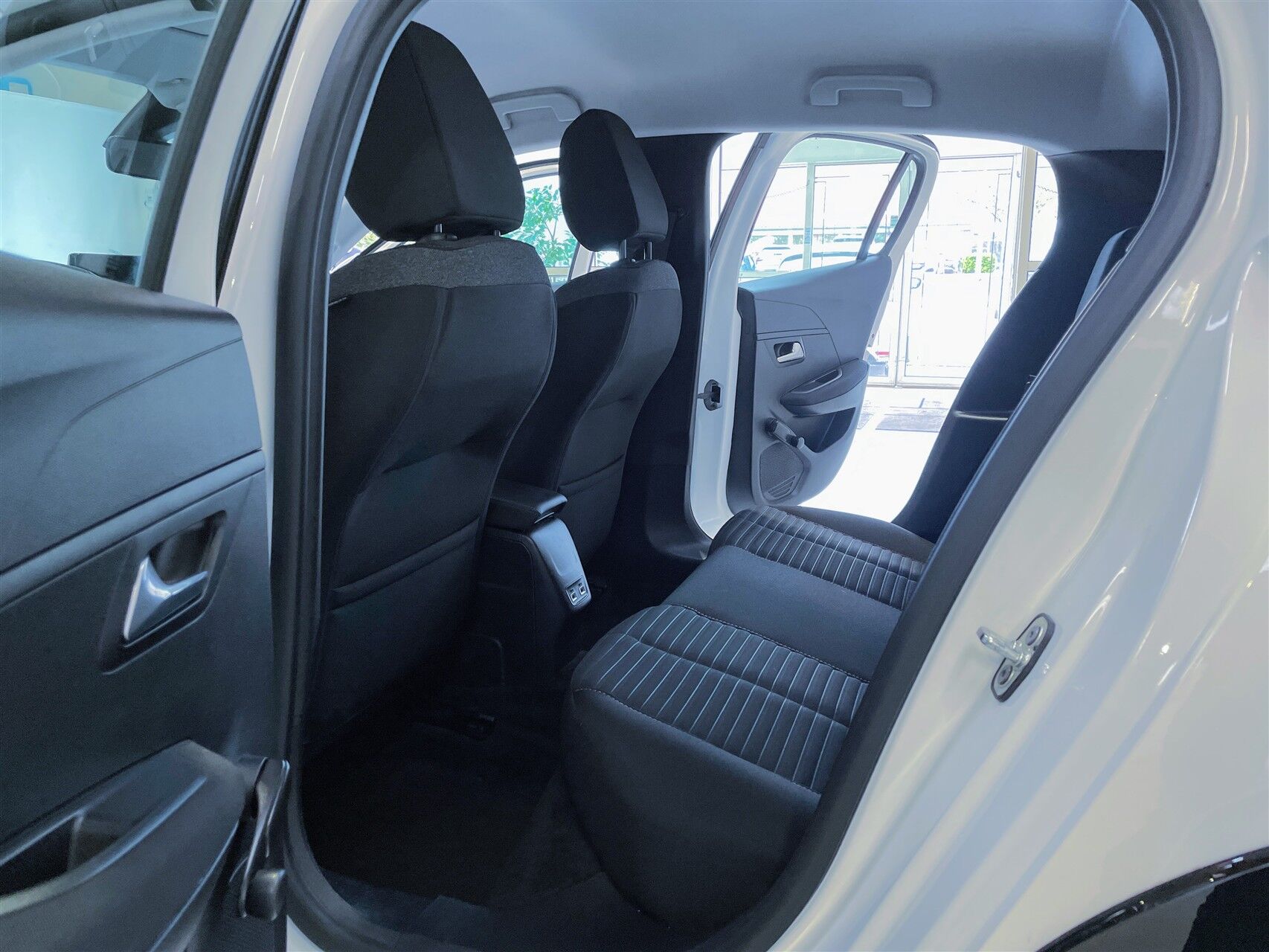 Billede af Peugeot e-208 EL Active 136HK 5d Aut.