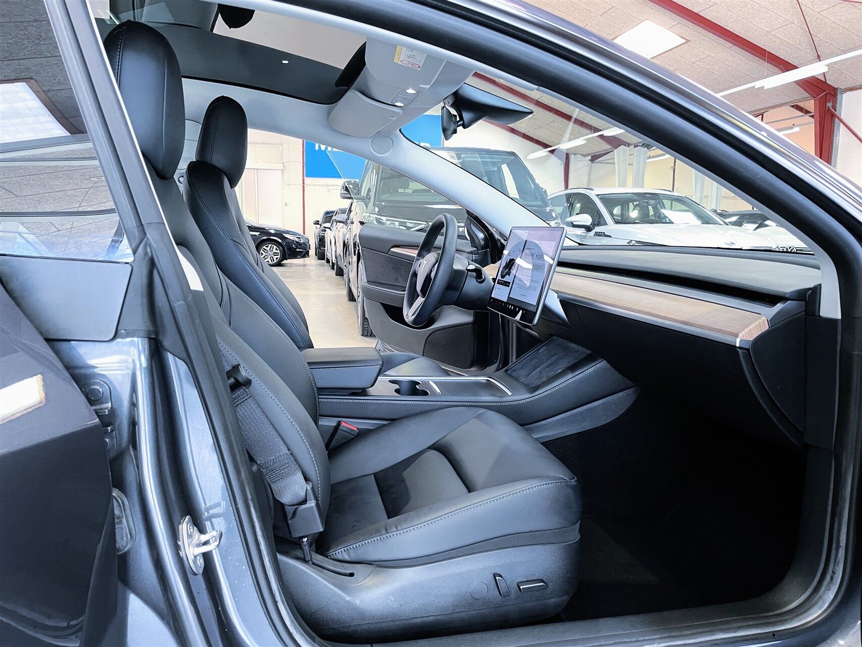 Billede af Tesla Model 3 EL Standard Range Plus 325HK Aut.