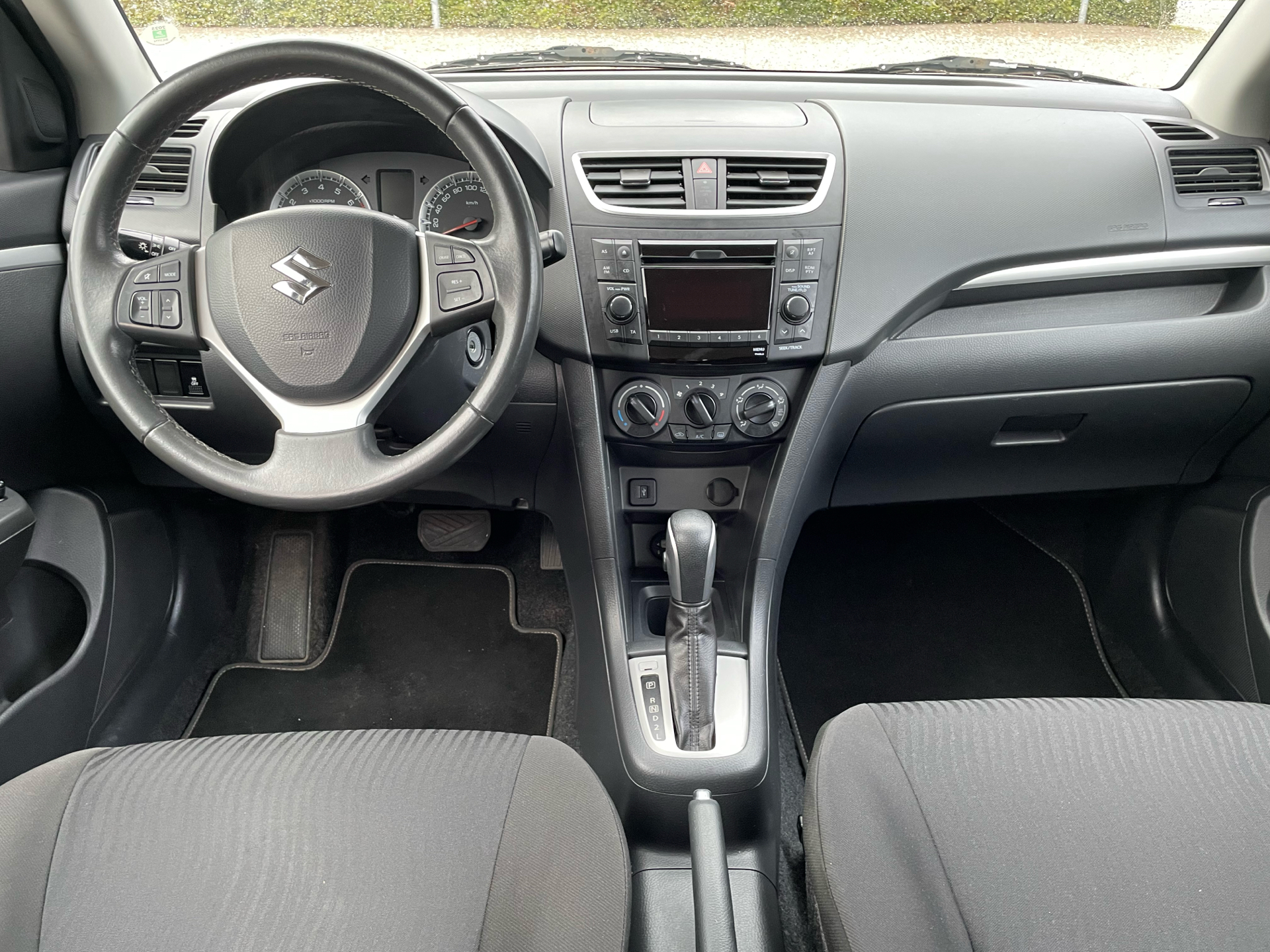 Billede af Suzuki Swift 1,2 16V GL A/C 94HK 5d Aut.