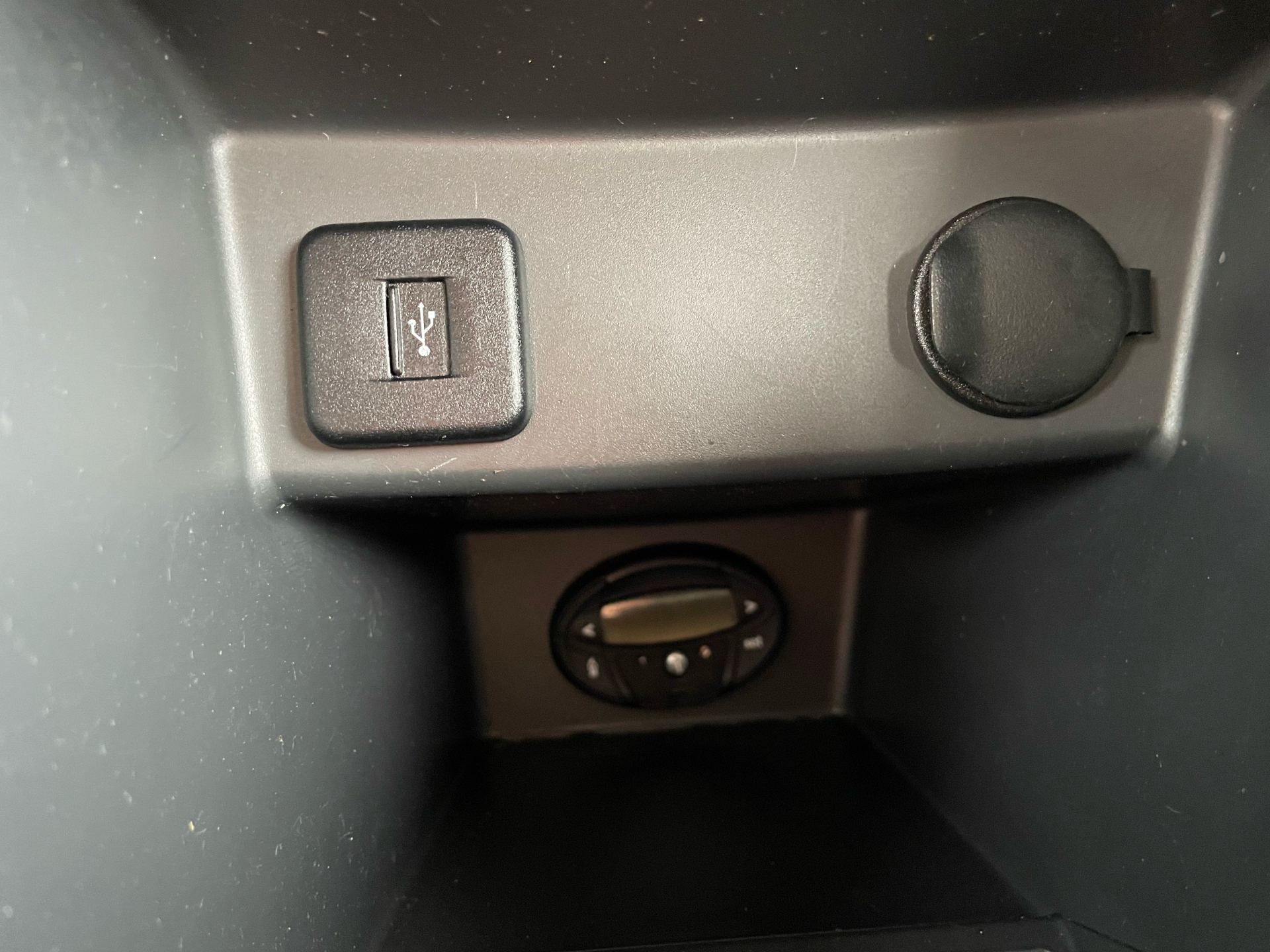 Billede af Suzuki Swift 1,2 16V GL A/C 94HK 5d Aut.