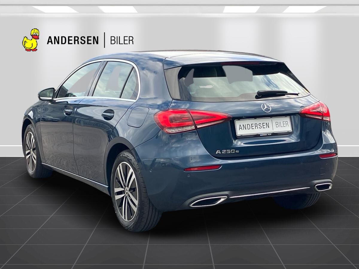 Billede af Mercedes-Benz A250 e 1,3 Plugin-hybrid Progressive 8G-DCT 218HK 5d 8g Aut.
