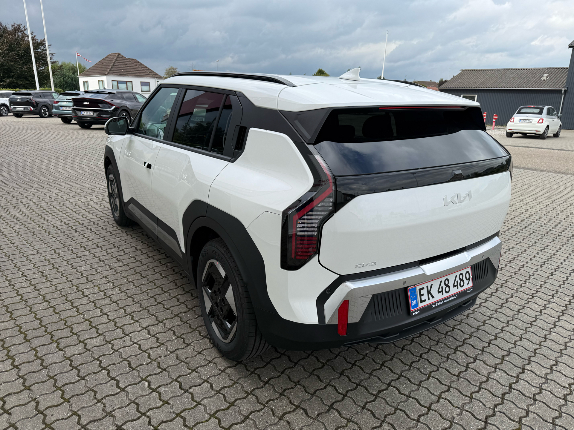 Billede af Kia EV3 CUV Long Range 204hk Reduktionsgear Prestige MY25 2-vejs