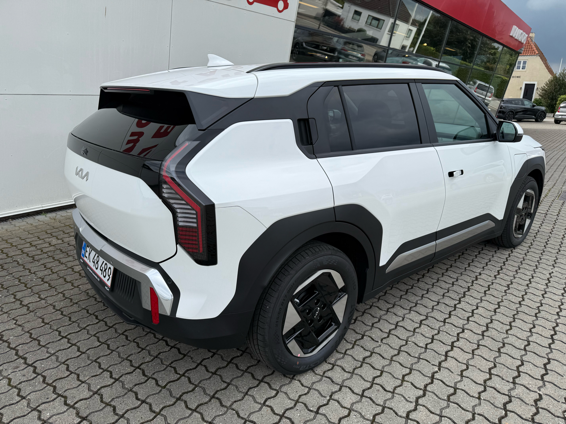 Billede af Kia EV3 CUV Long Range 204hk Reduktionsgear Prestige MY25 2-vejs
