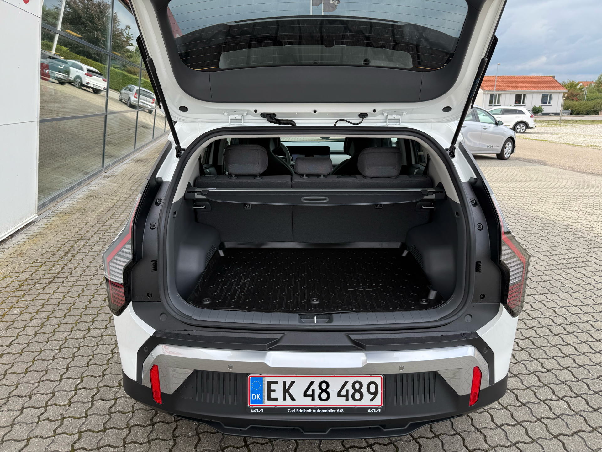 Billede af Kia EV3 CUV Long Range 204hk Reduktionsgear Prestige MY25 2-vejs